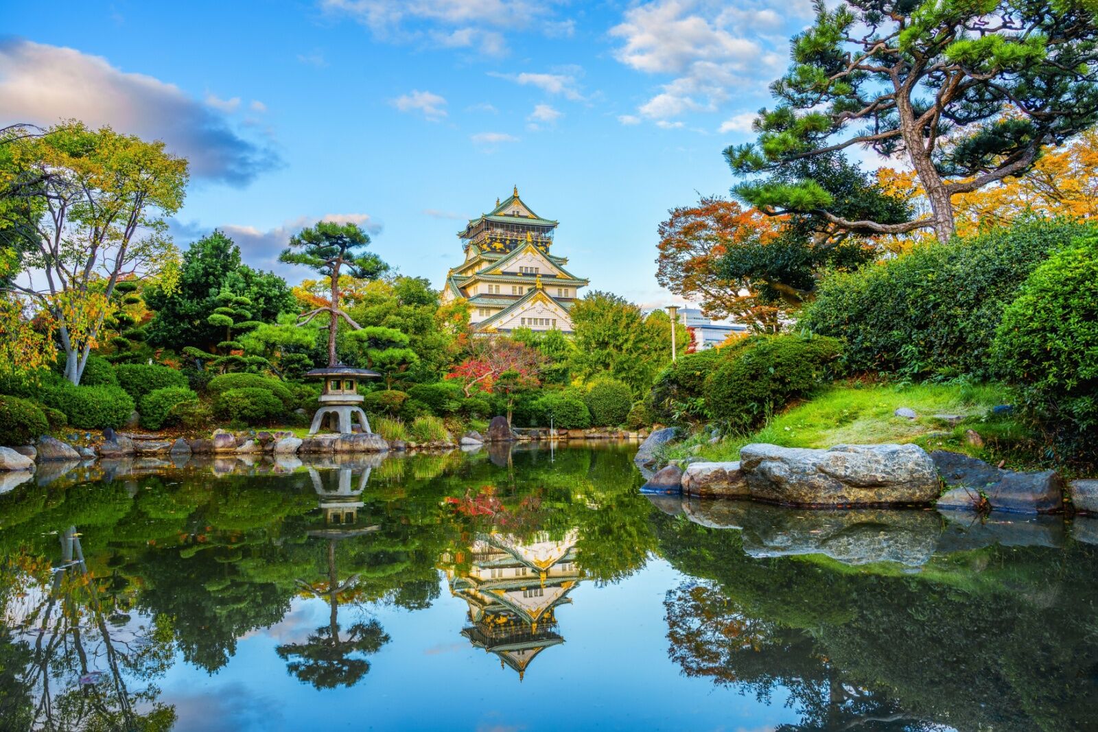 where to travel in fall - osaka castle