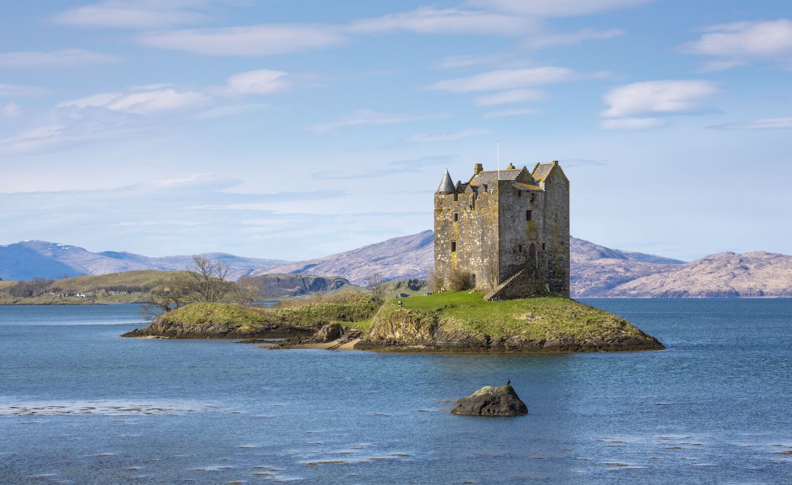 famous scottish castles - castle stalker