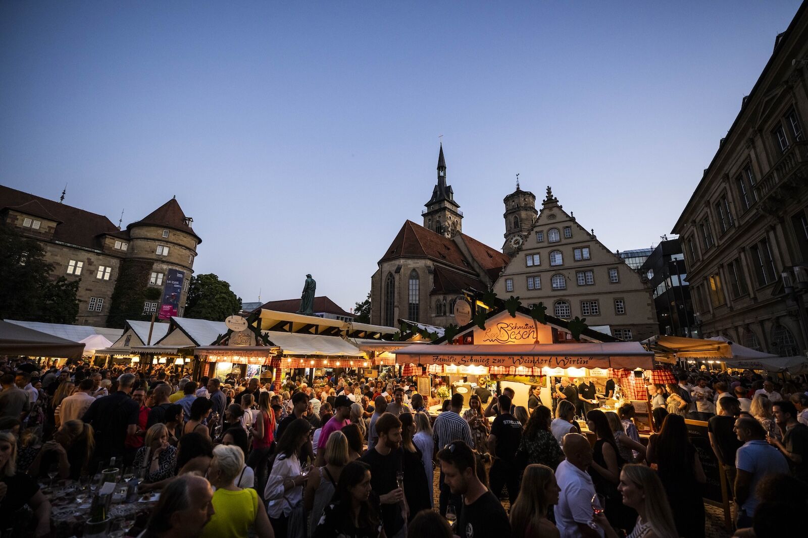 Stuttgart, Deutschland, 07.09.23:   Stuttgarter Weindorf 2023. (Foto: Tom Weller / 24passion )