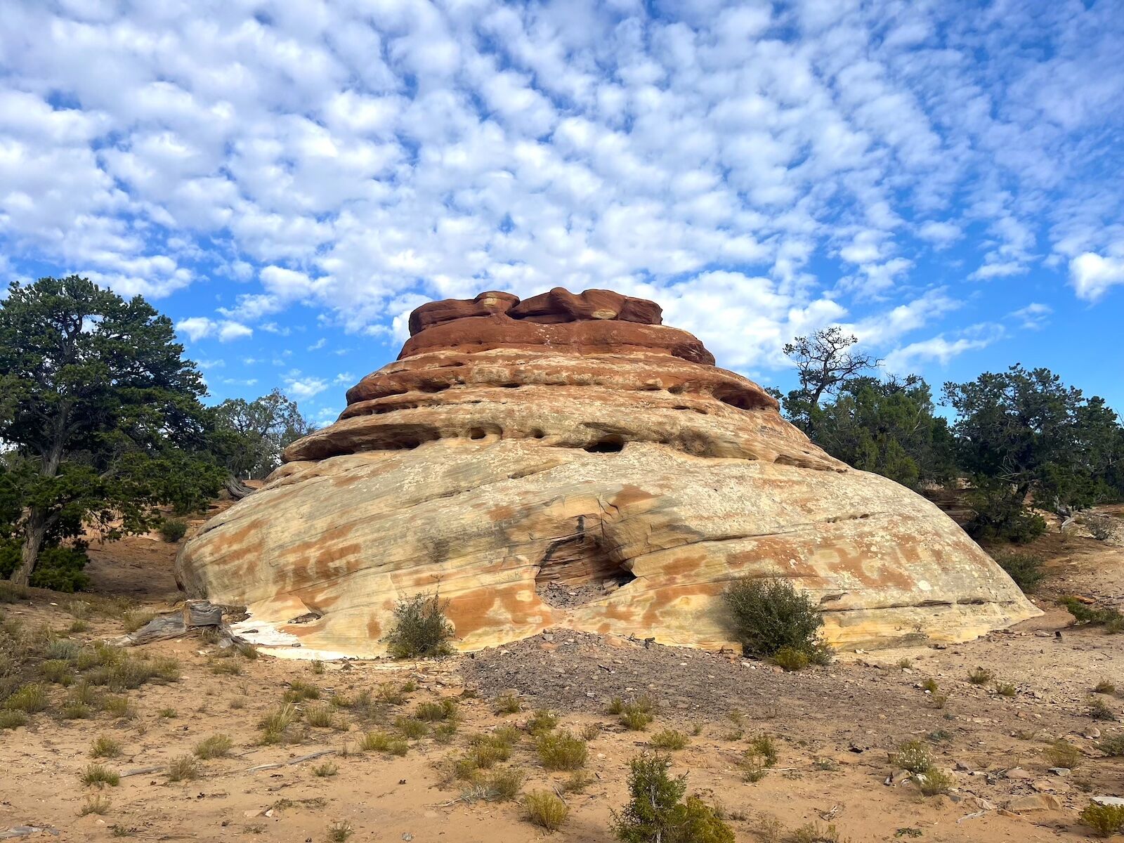 sandstone formation along The Ribbon Trail