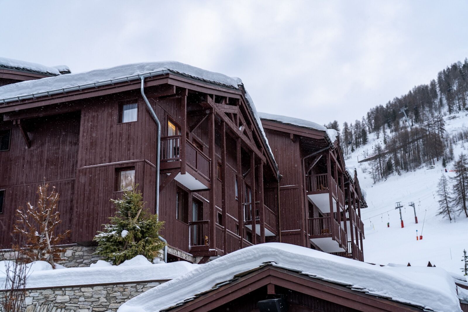 club med val d'isere balcony