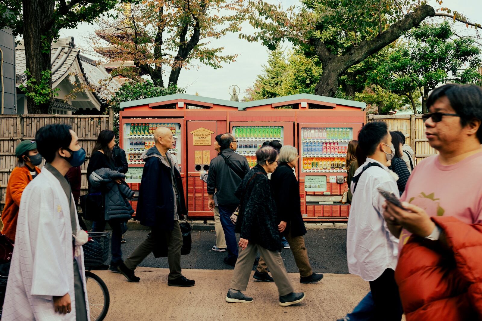 japanese vending machine near temple