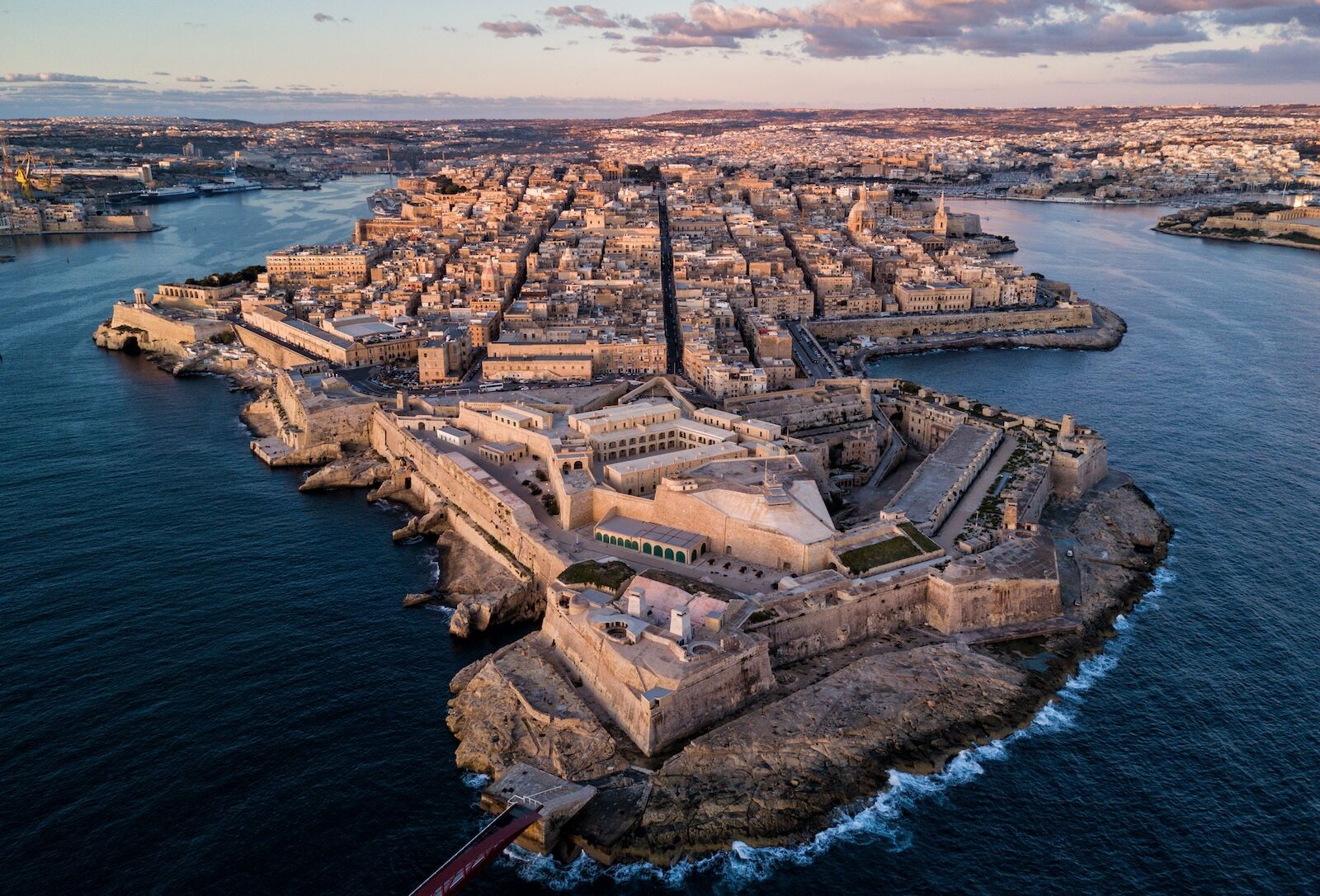 Valletta walking tour: Fort St. Elmo