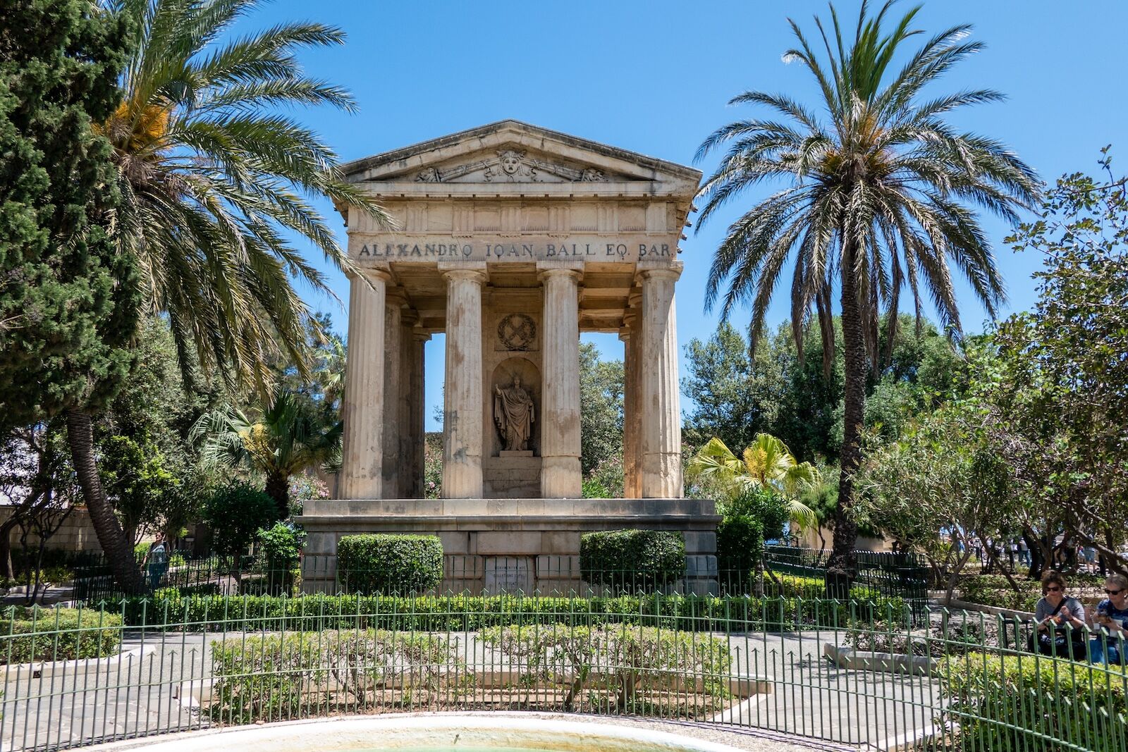 Valletta walking tour: Lower Barrakka Gardens