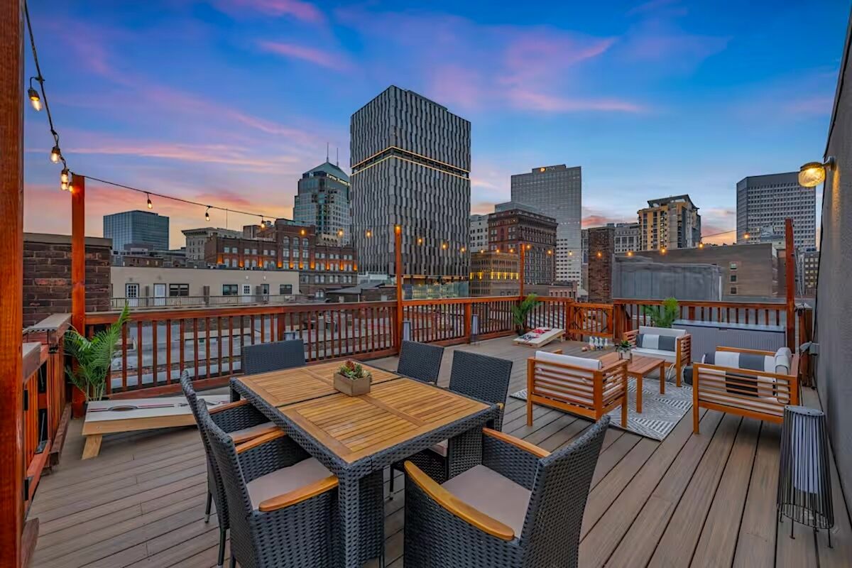 The Best Airbnbs in Cleveland Close to All Major Attractions