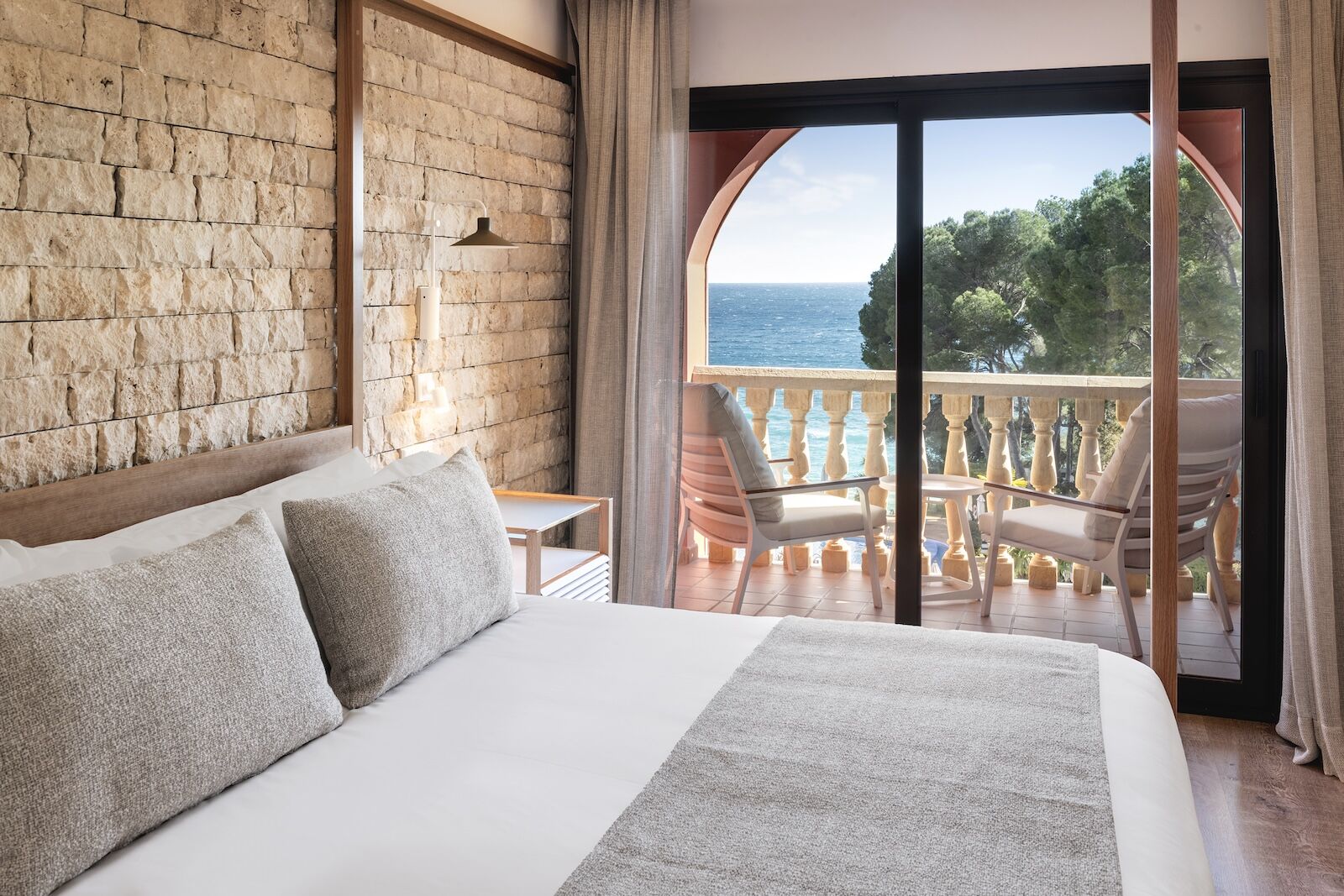 room with ocean view at casa del pi