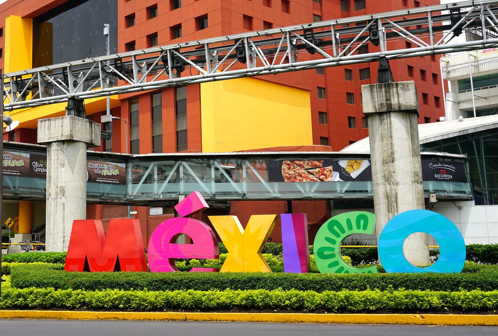 sign outside mexico city international airport