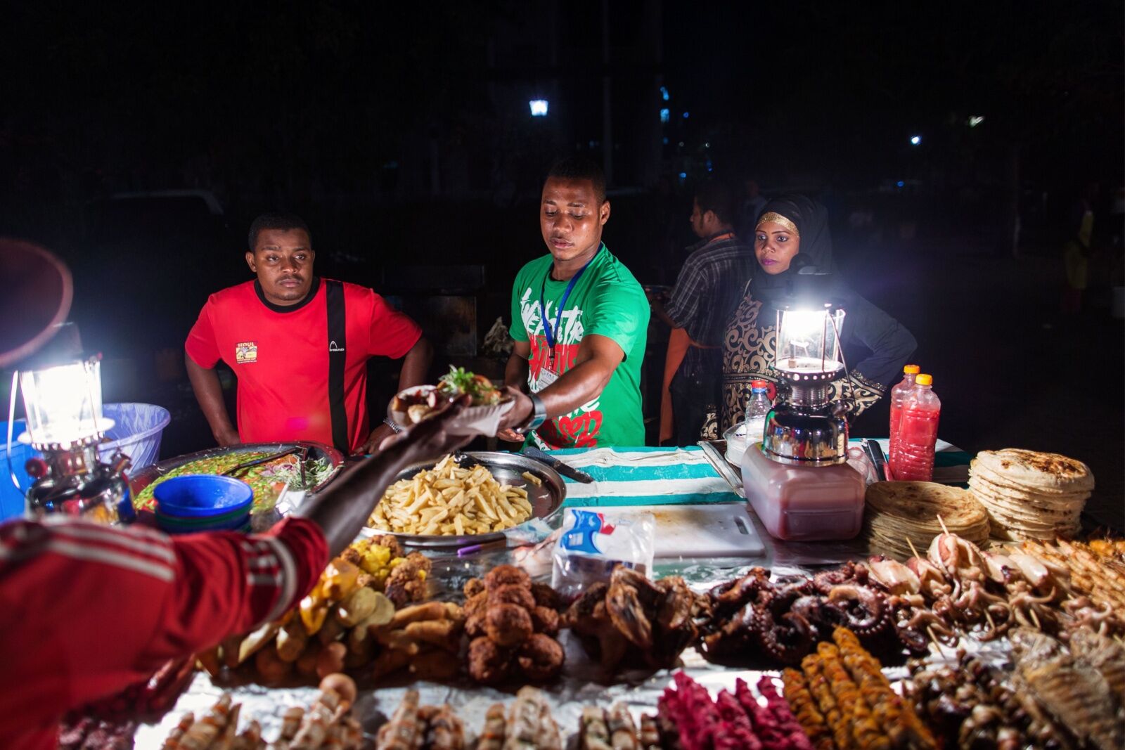 stone town zanzibar night market