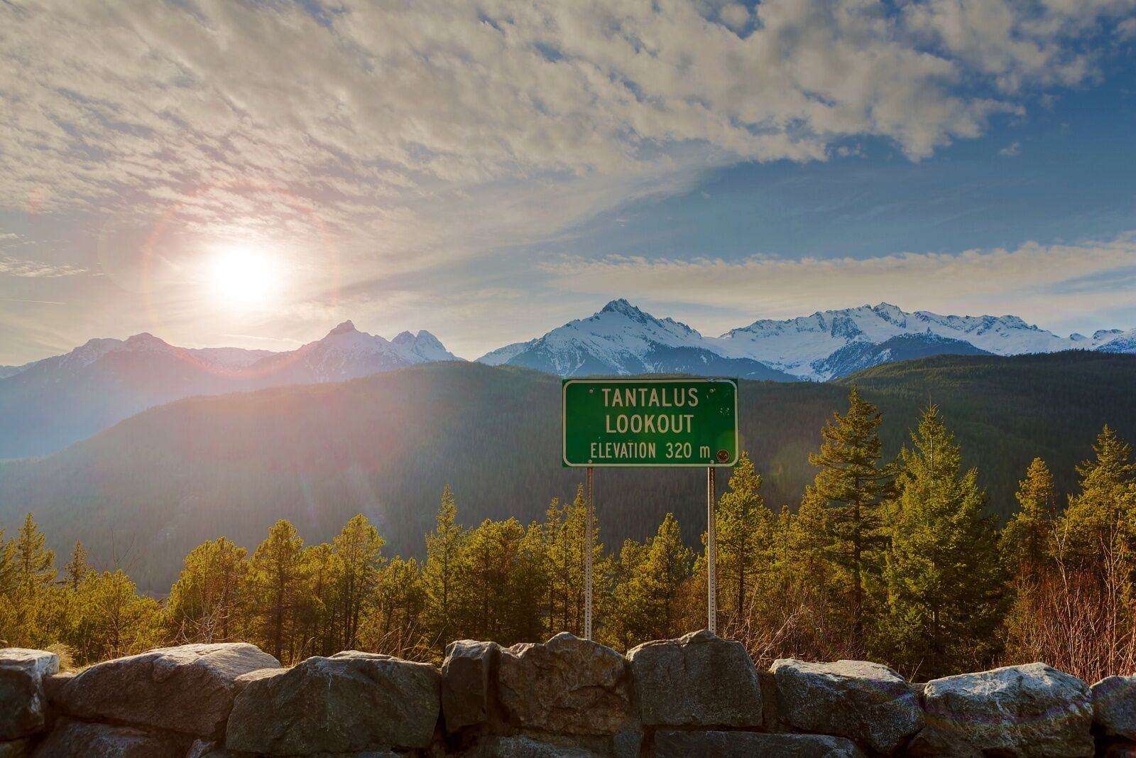 sea to sky highway roadtrip - tantalus lookout