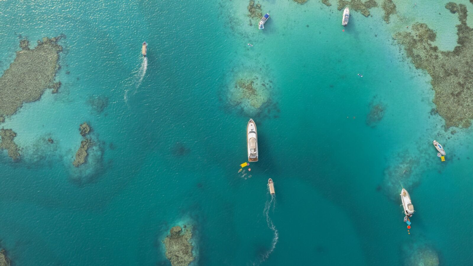 things to do in jeddah - boat on red sea