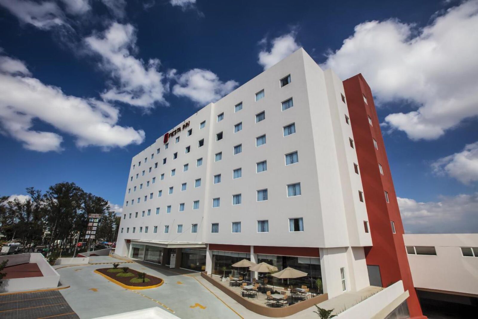 hotels near Estadio Akron Guadalajara