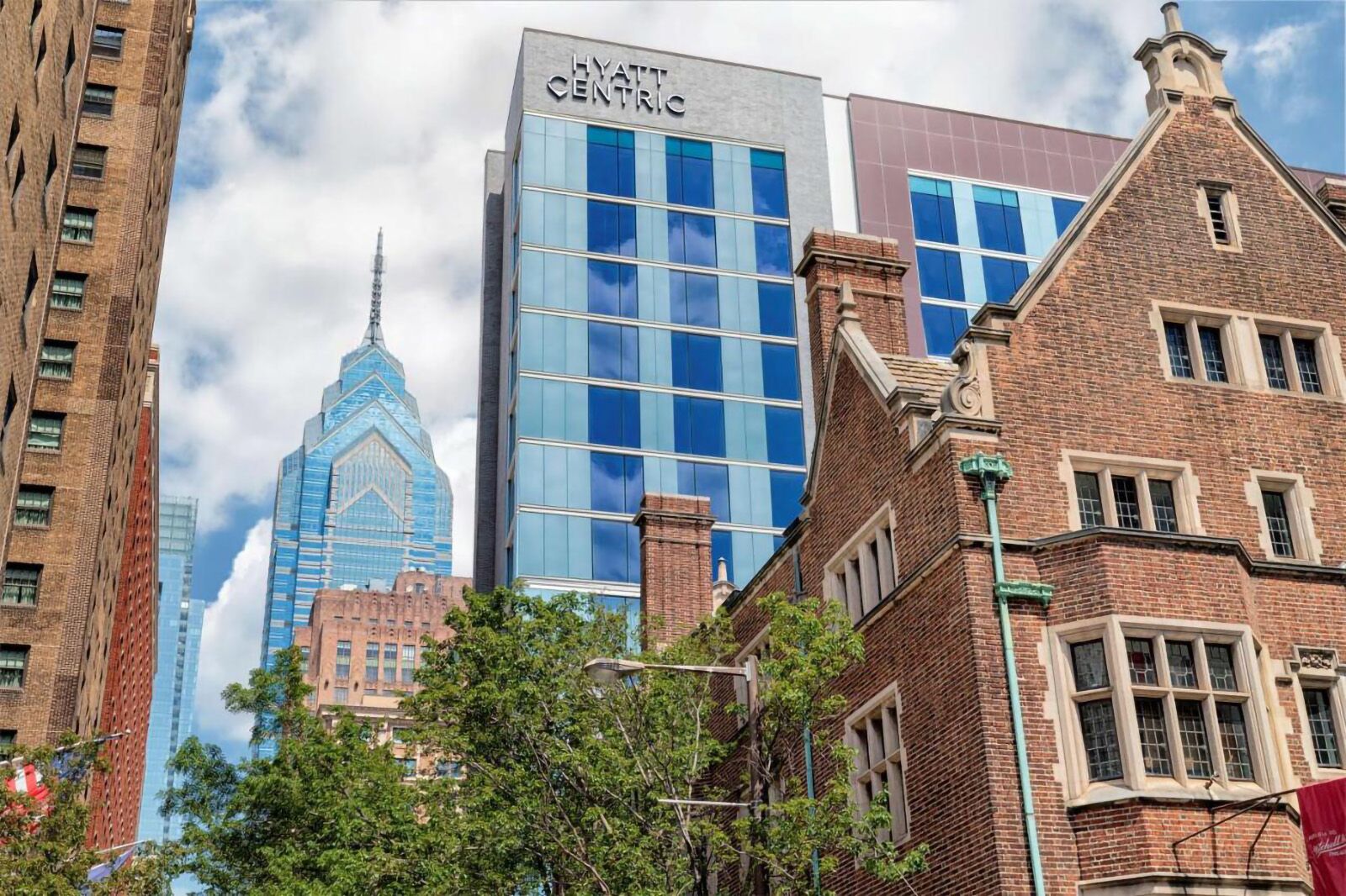 hotels near lincoln financial field