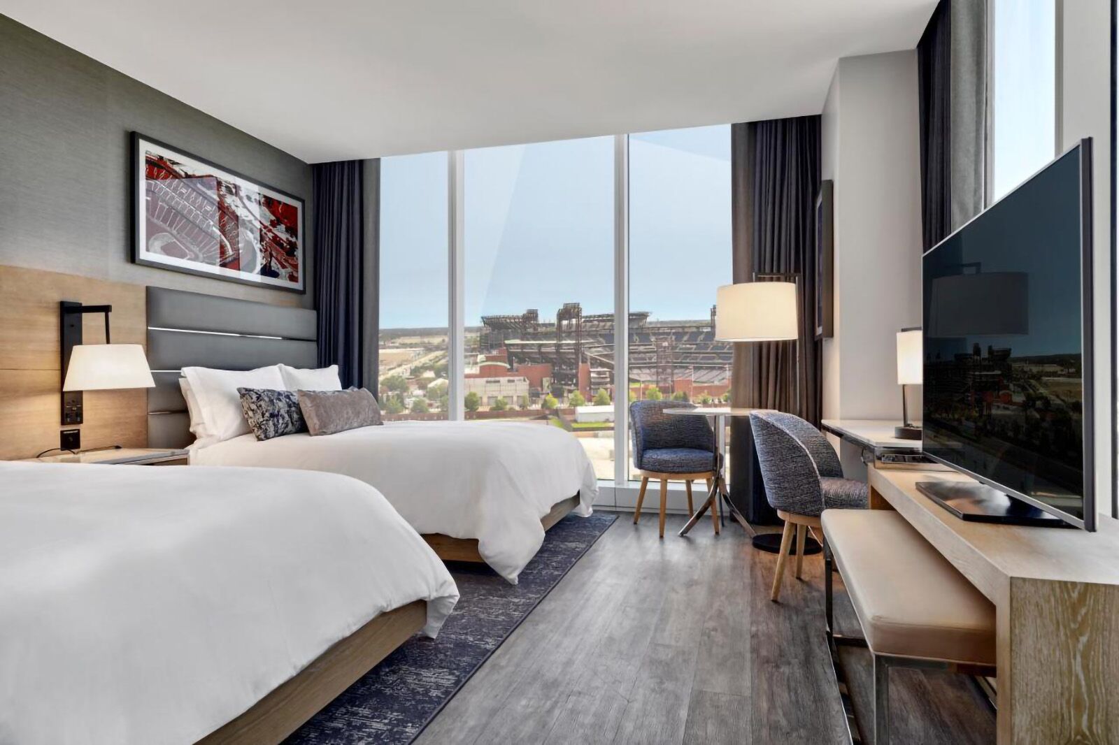 hotels near lincoln financial field