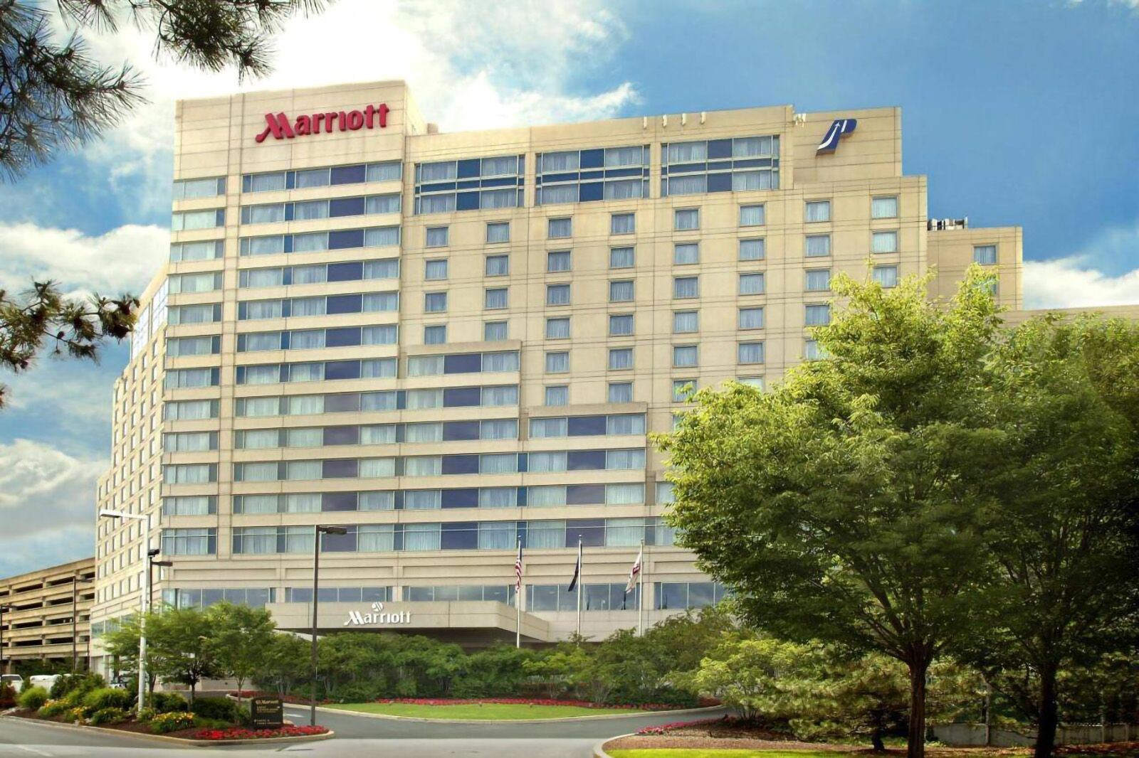 hotels near lincoln financial field