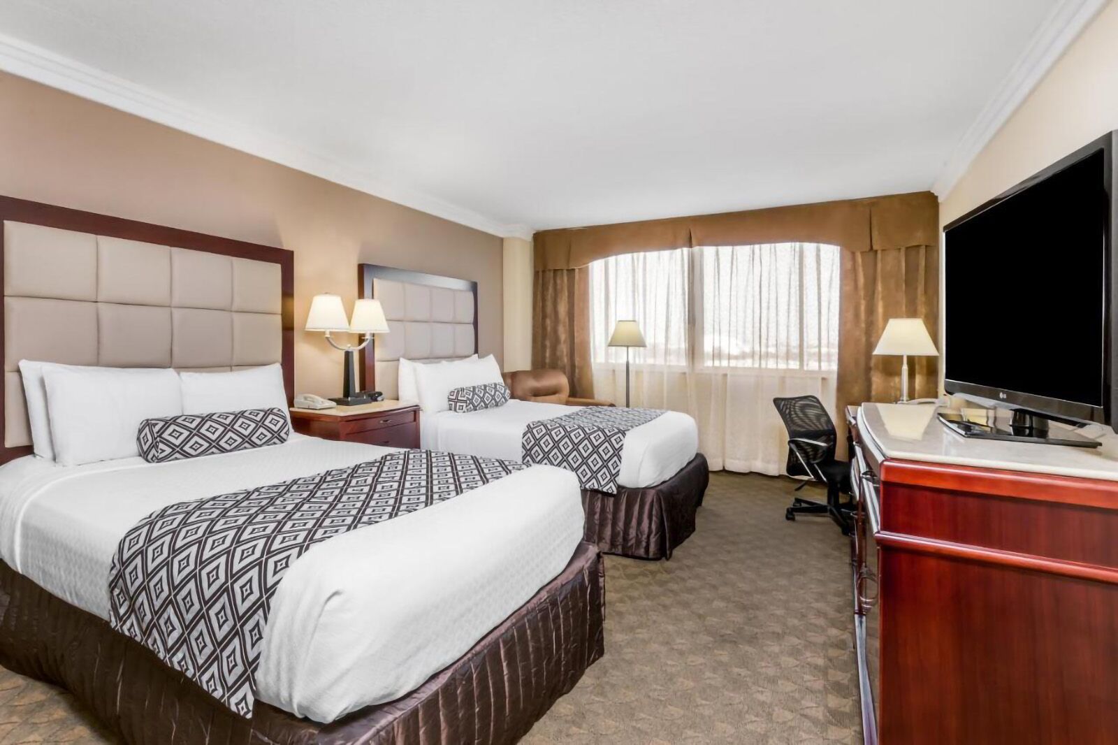 best hotels near NRG Stadium