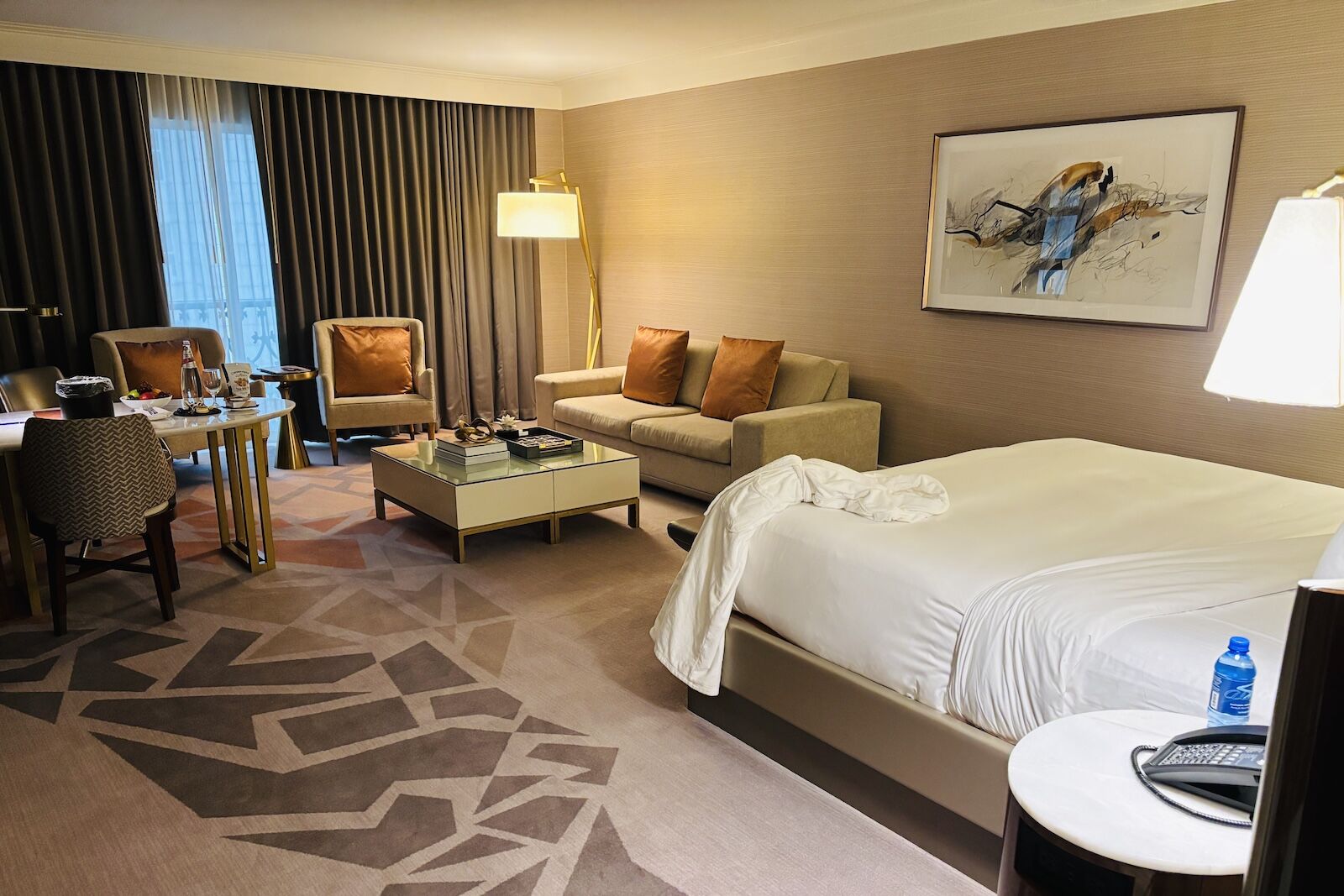 hotel-crescent-court