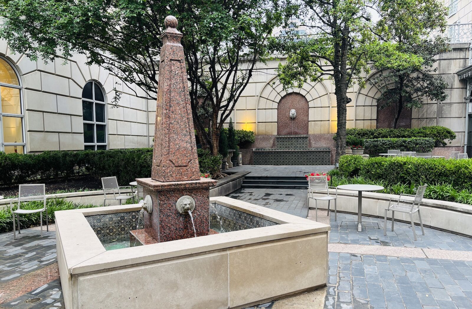 hotel-crescent-court