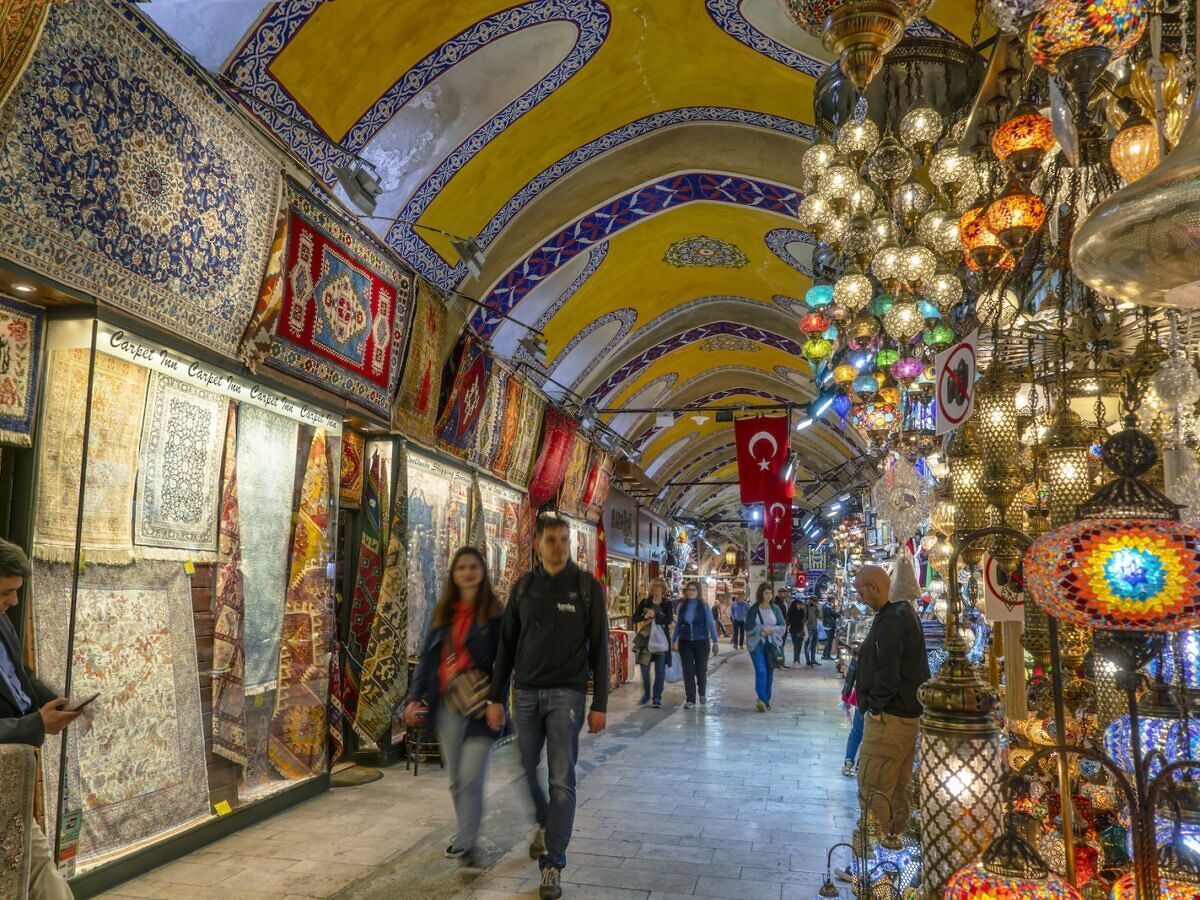 Tea, Towels, and a Secret Courtyard: Inside Istanbul’s Grand Bazaar