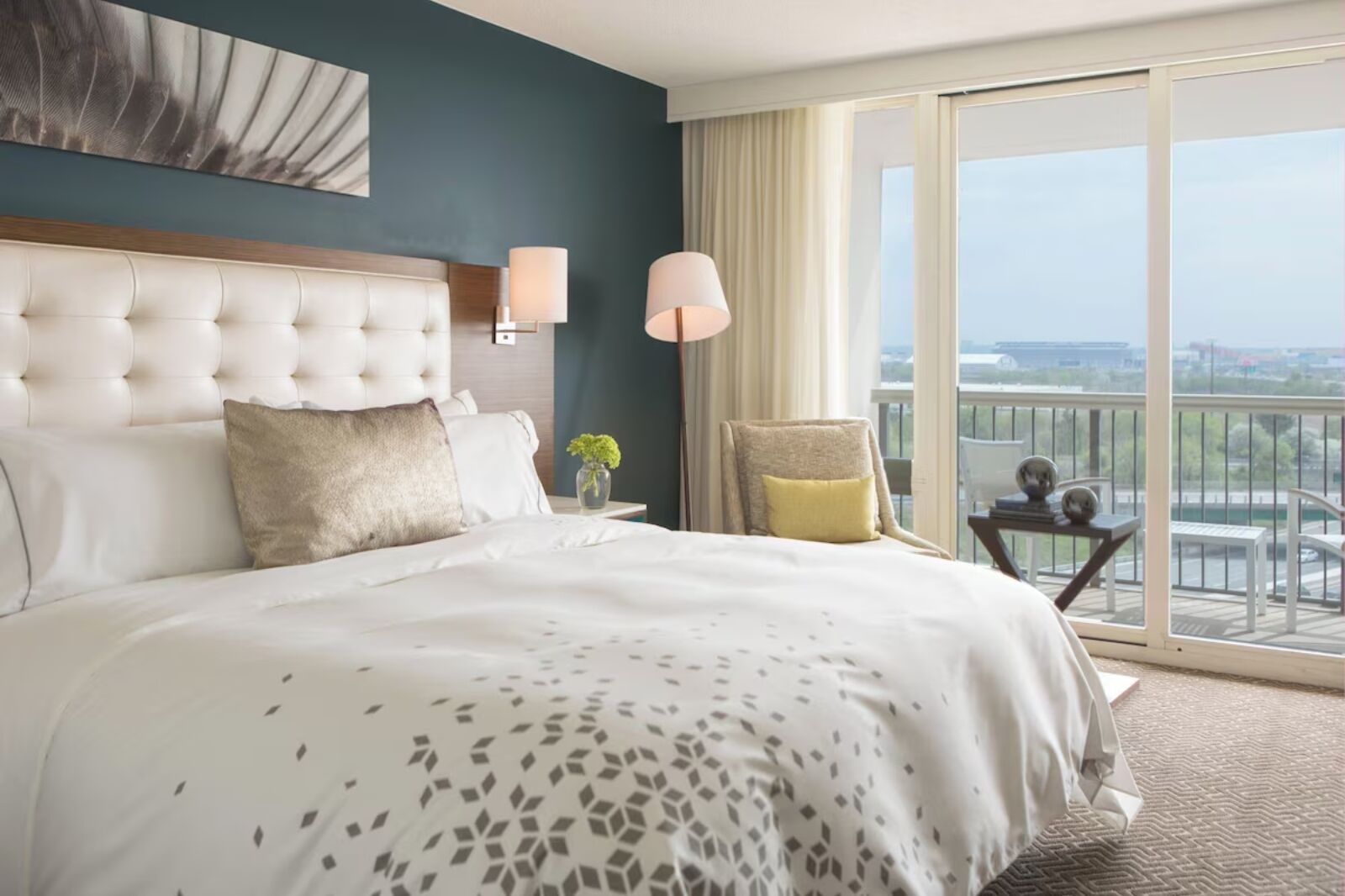 Renaissance Meadowlands Hotel