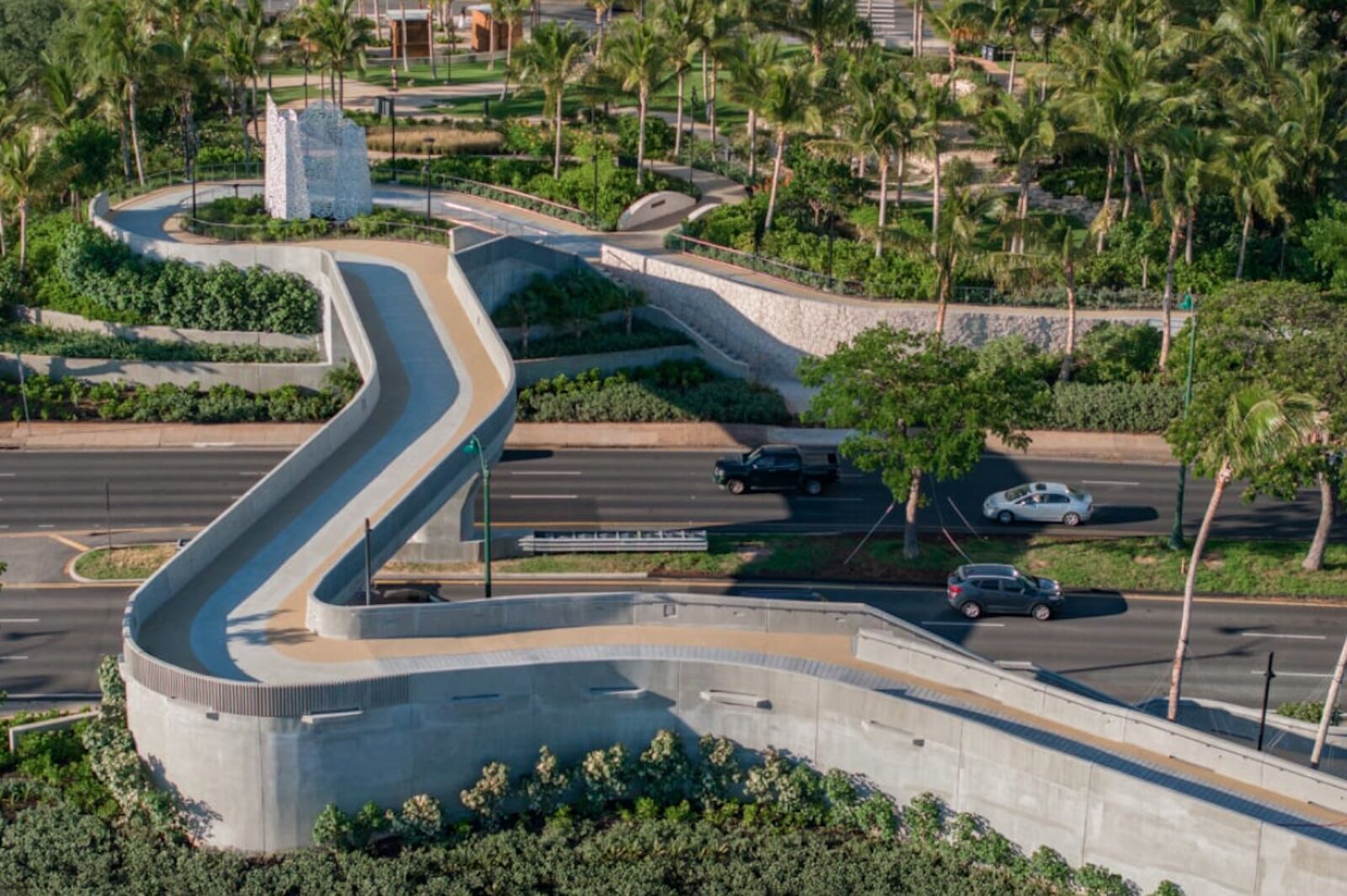 ala moana bridge in honolulu, hawaii
