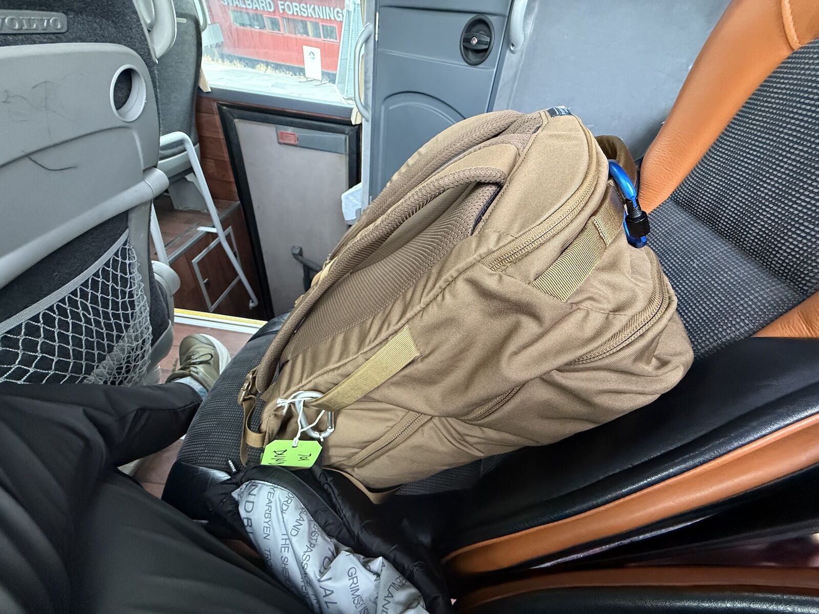 svalbad packing list - big carry on