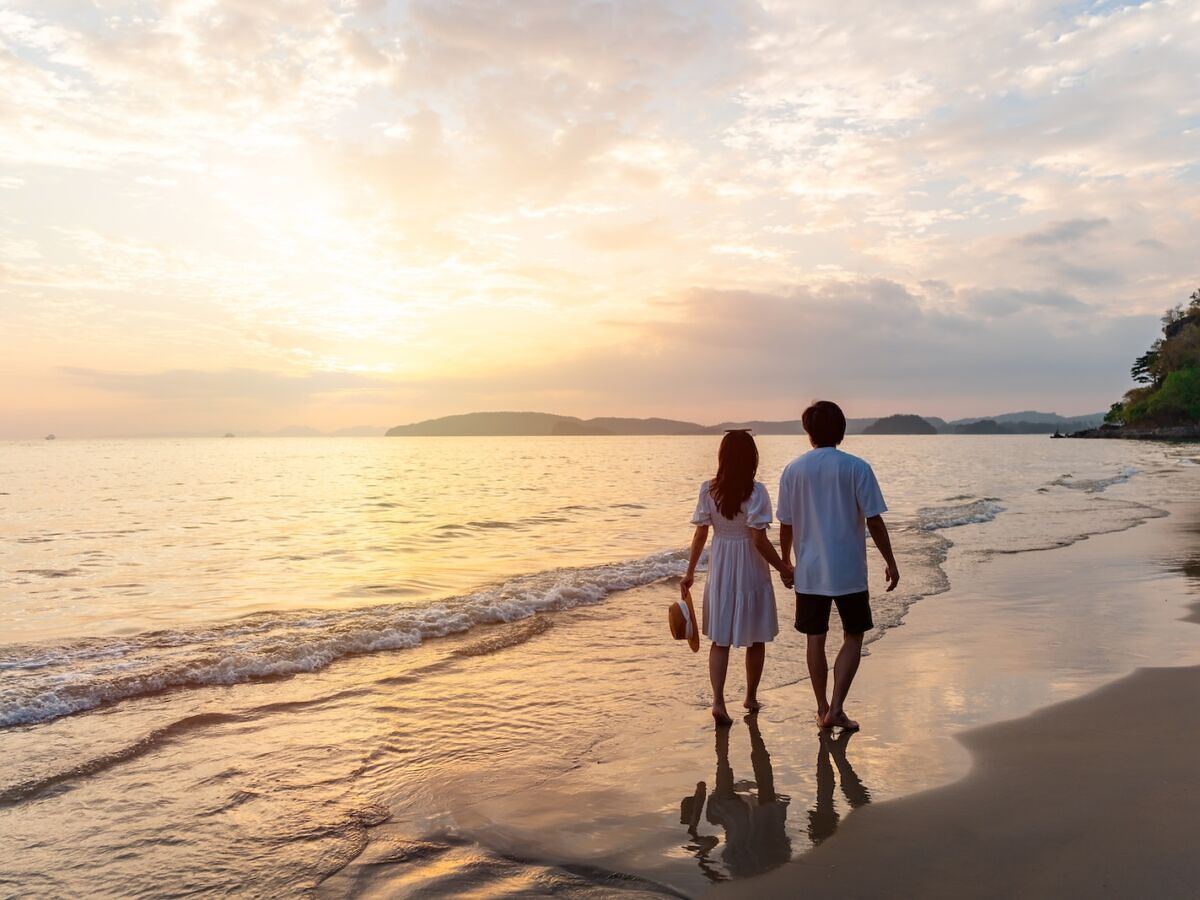 How to Get Over a Travel Fling (and Why They Hurt so Much)