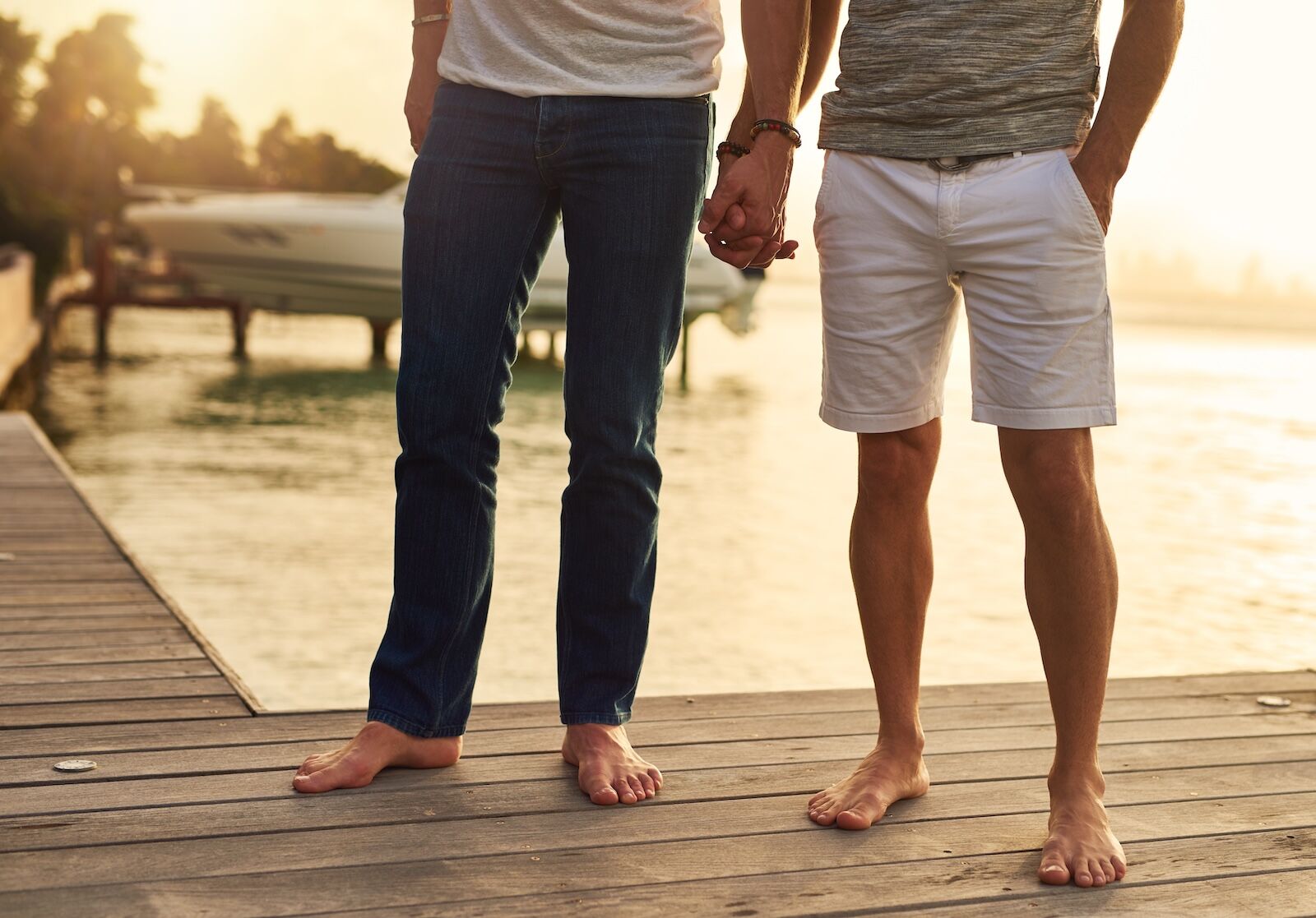 travel flings - guys on dock