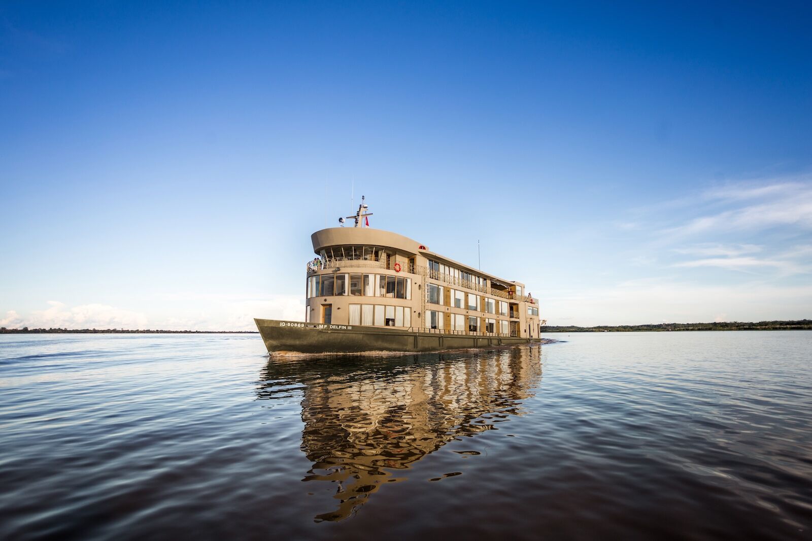 amazon river cruise - delfin boat
