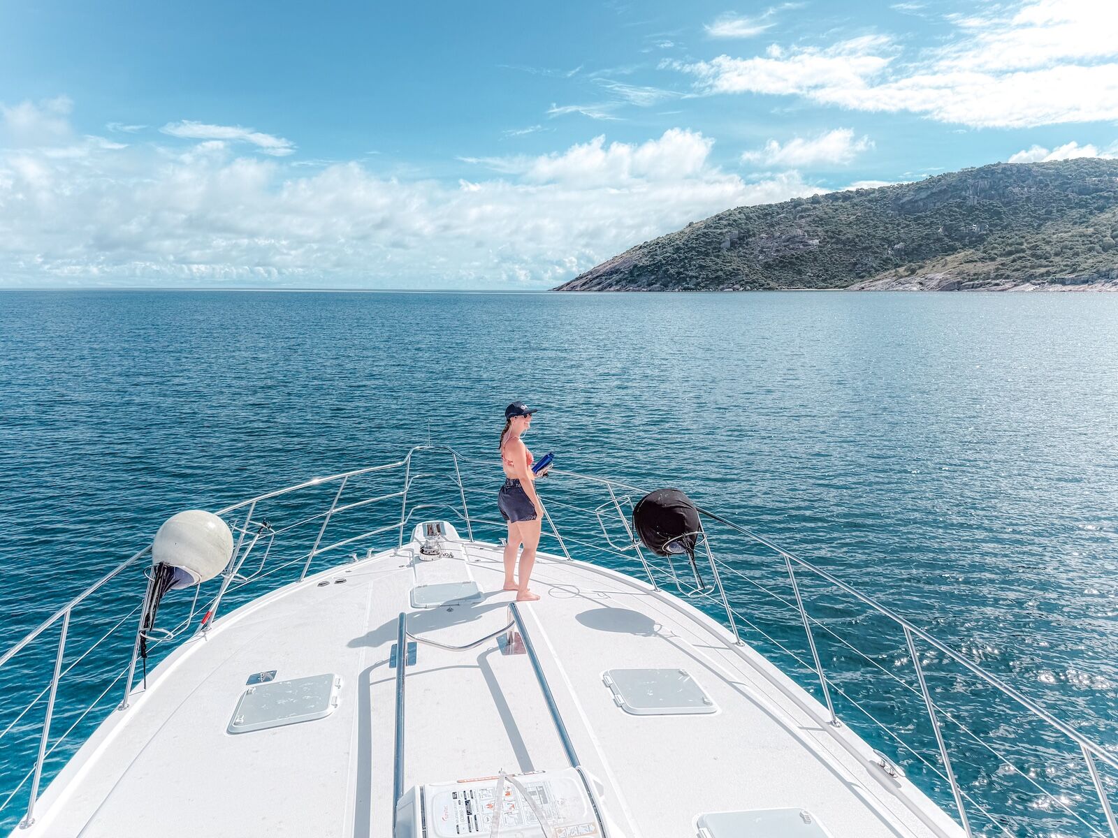 great barrier reef coral bleaching - woman on boat