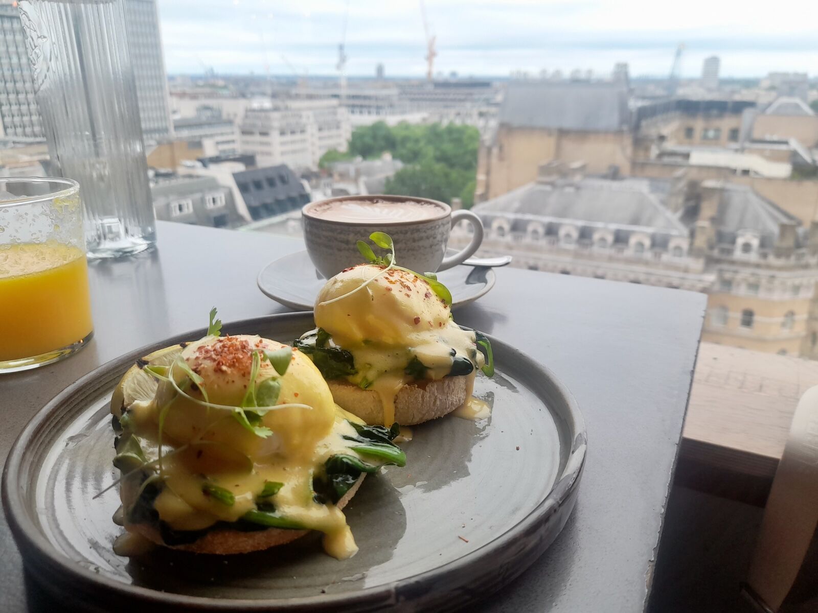 breakfast overlooking london