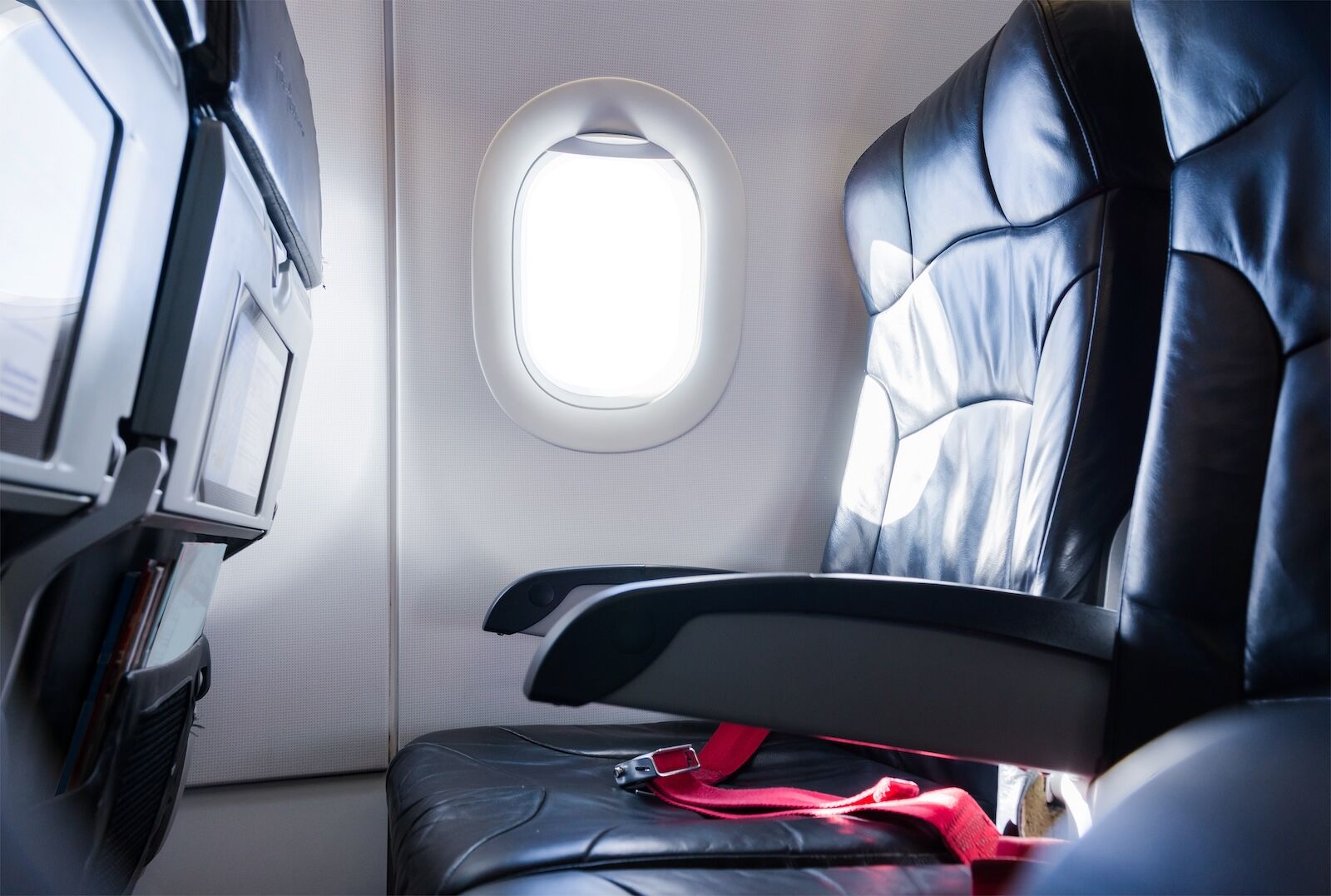 southwest plus size policy - empty row on plane