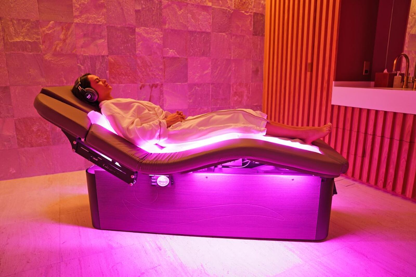 high-tech spa treatments - vibroaccoustic