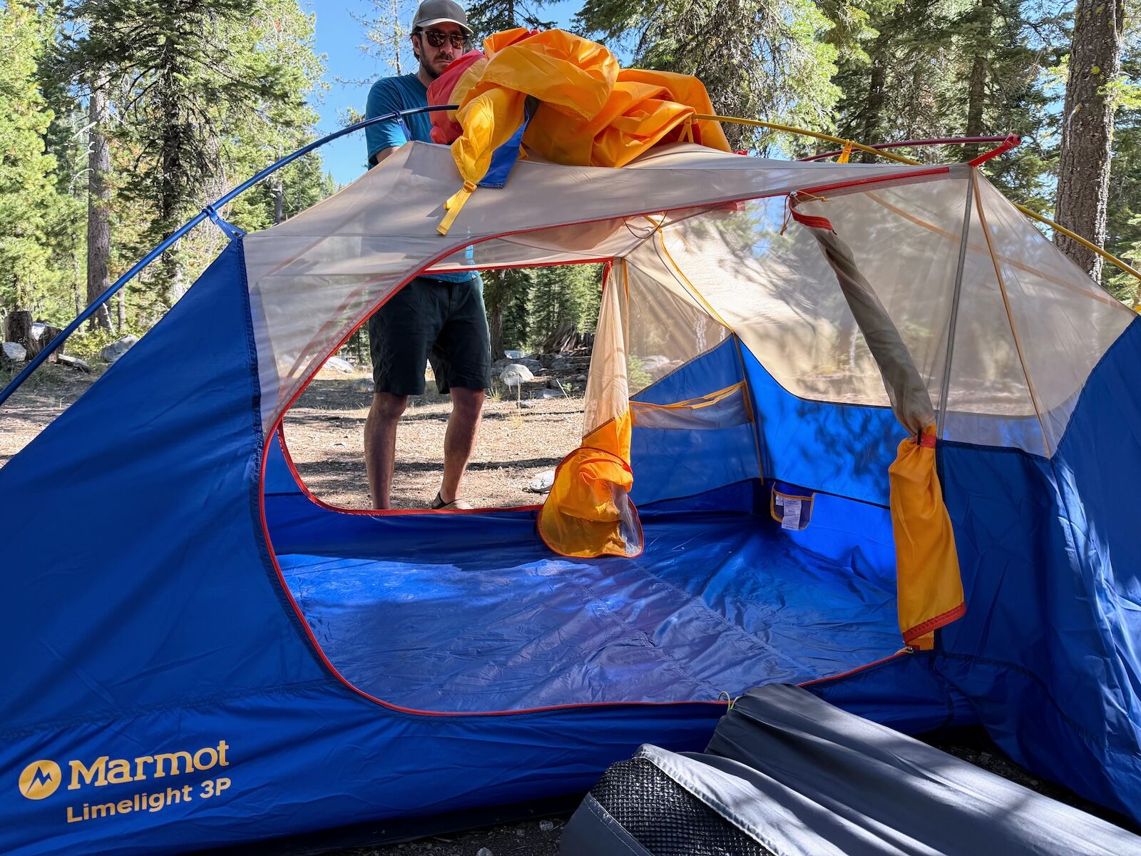 Marmot Limelight 3P - disassembly.