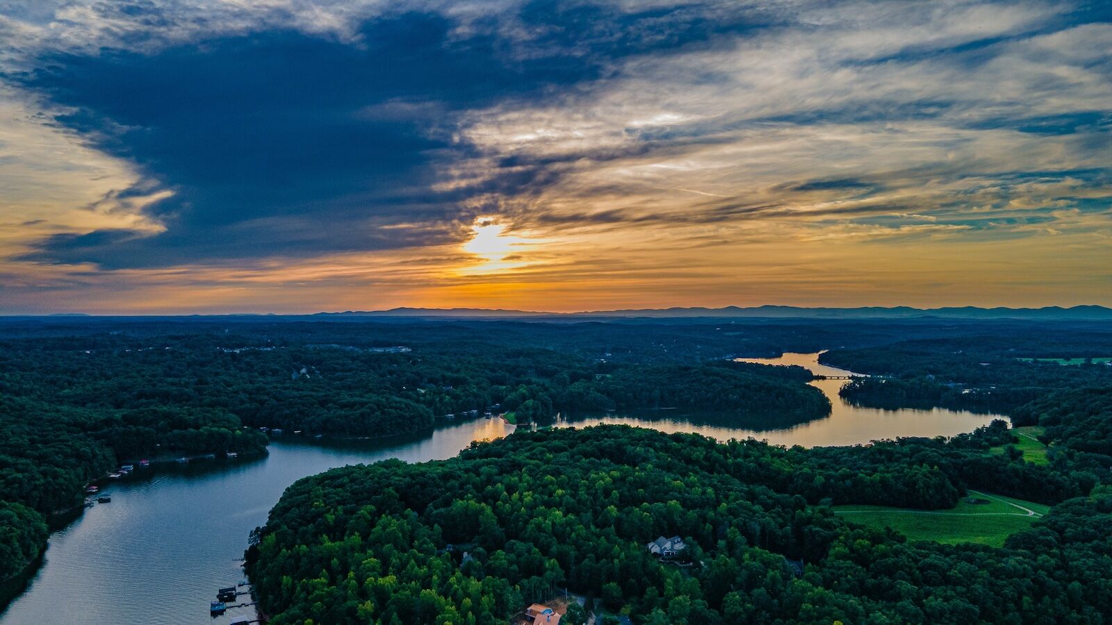 mysterious places in every state - georgia lake lanier