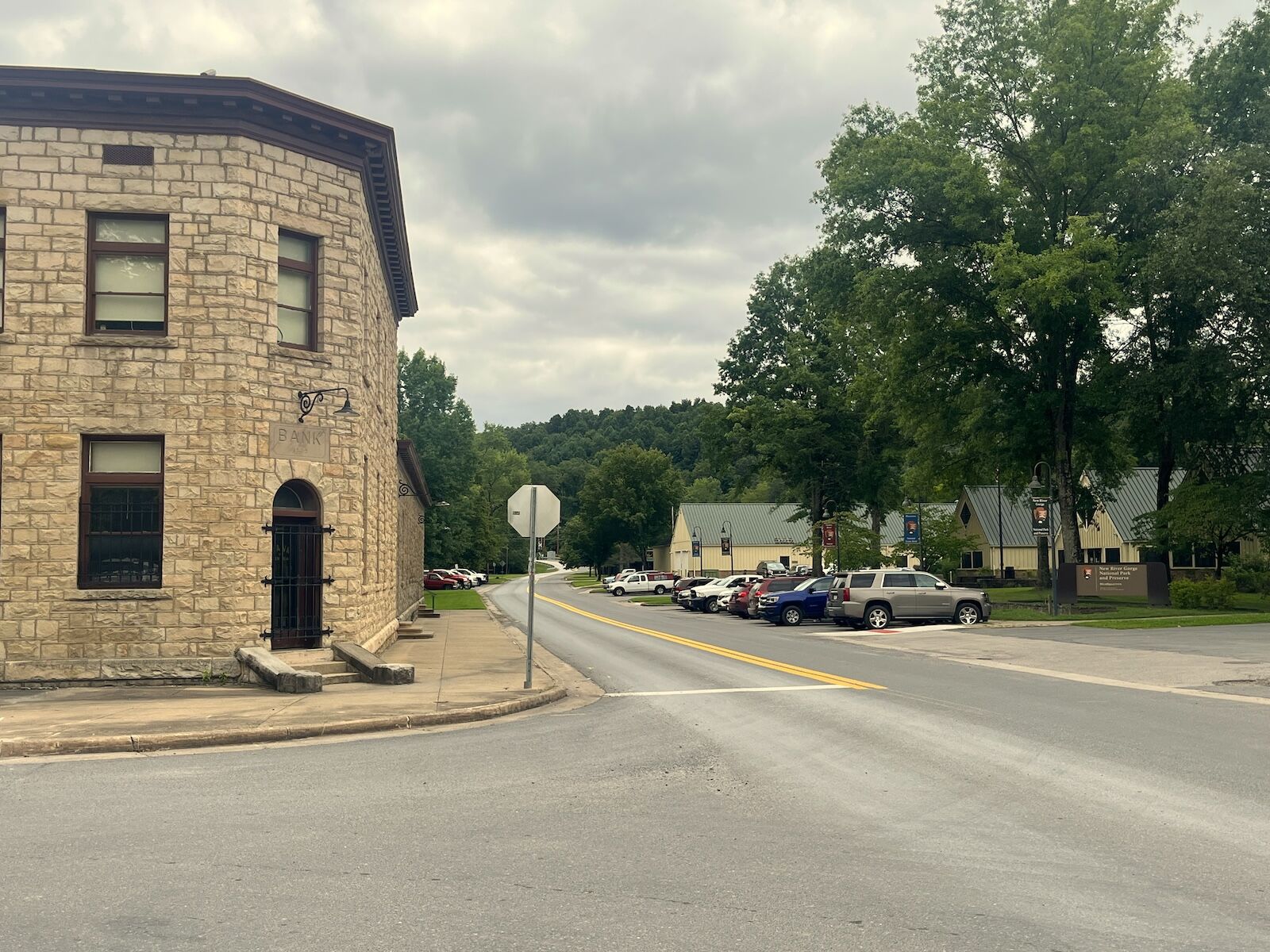 glen jean bank building in west virginia