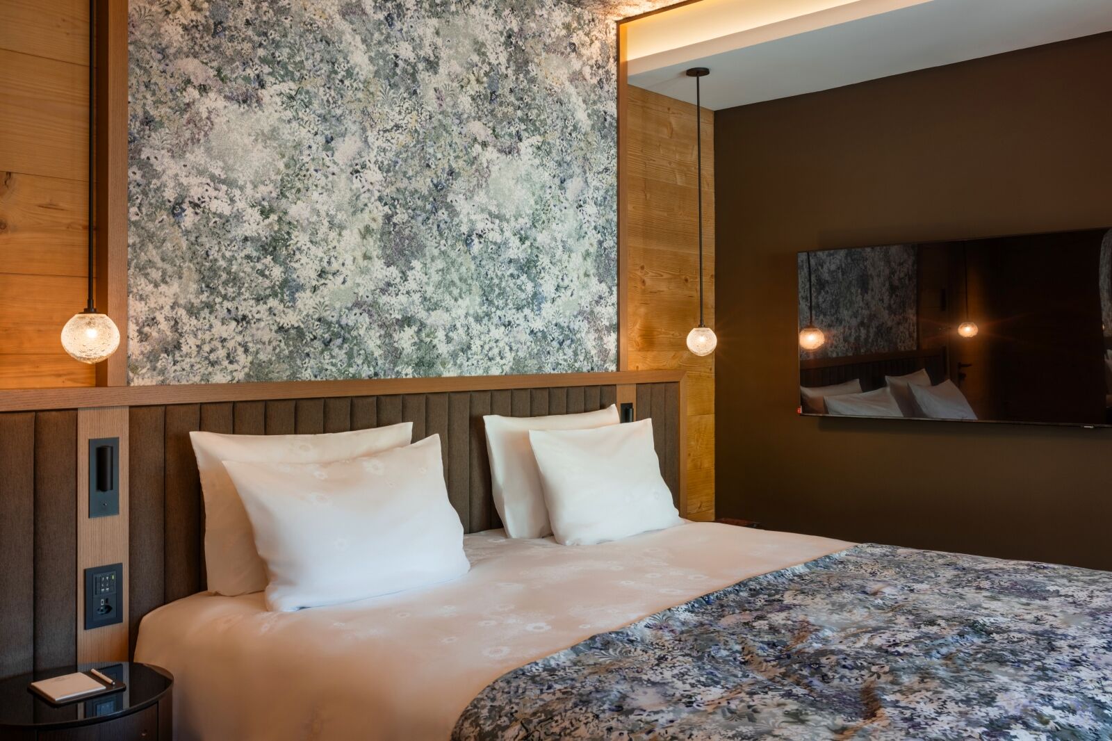 Huus Quell new hotel October