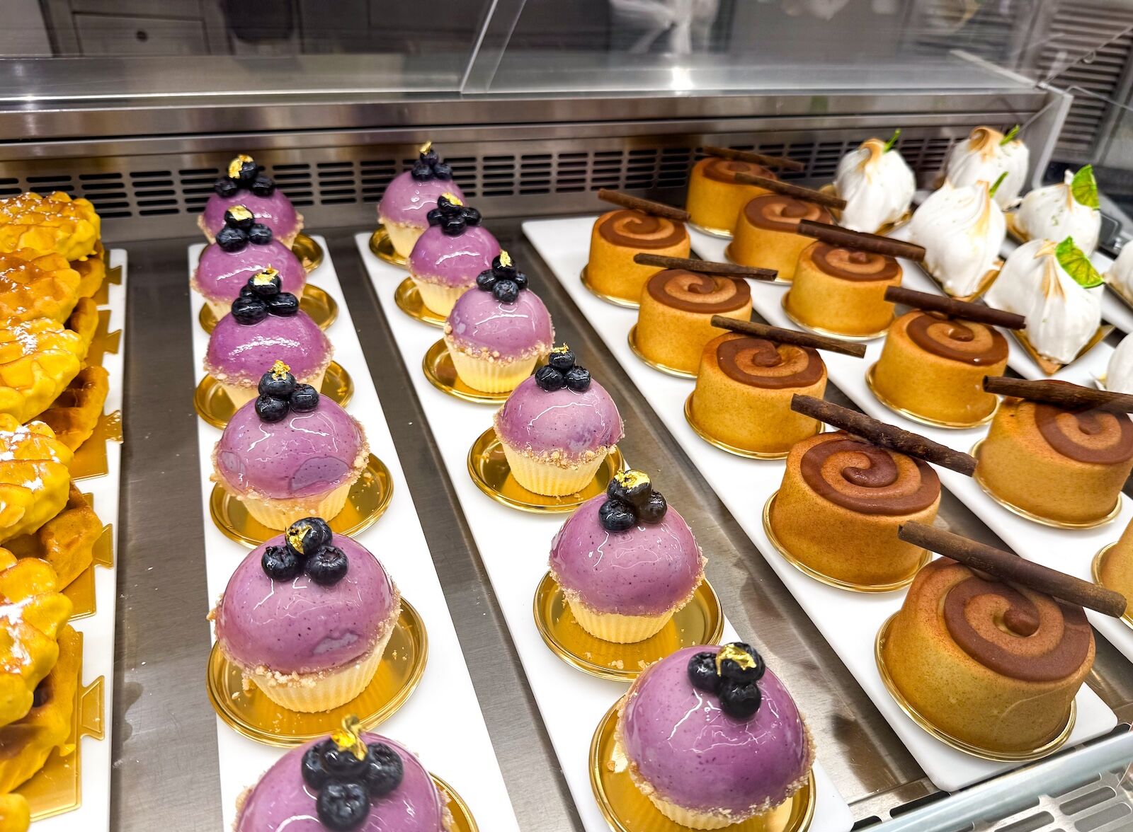 bakery treats at dominique ansel las vegas