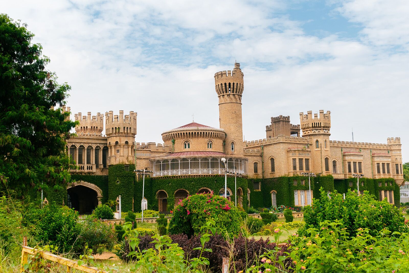 Delhi, Mumbai, and Bengaluru: Your Journey to India with Lufthansa