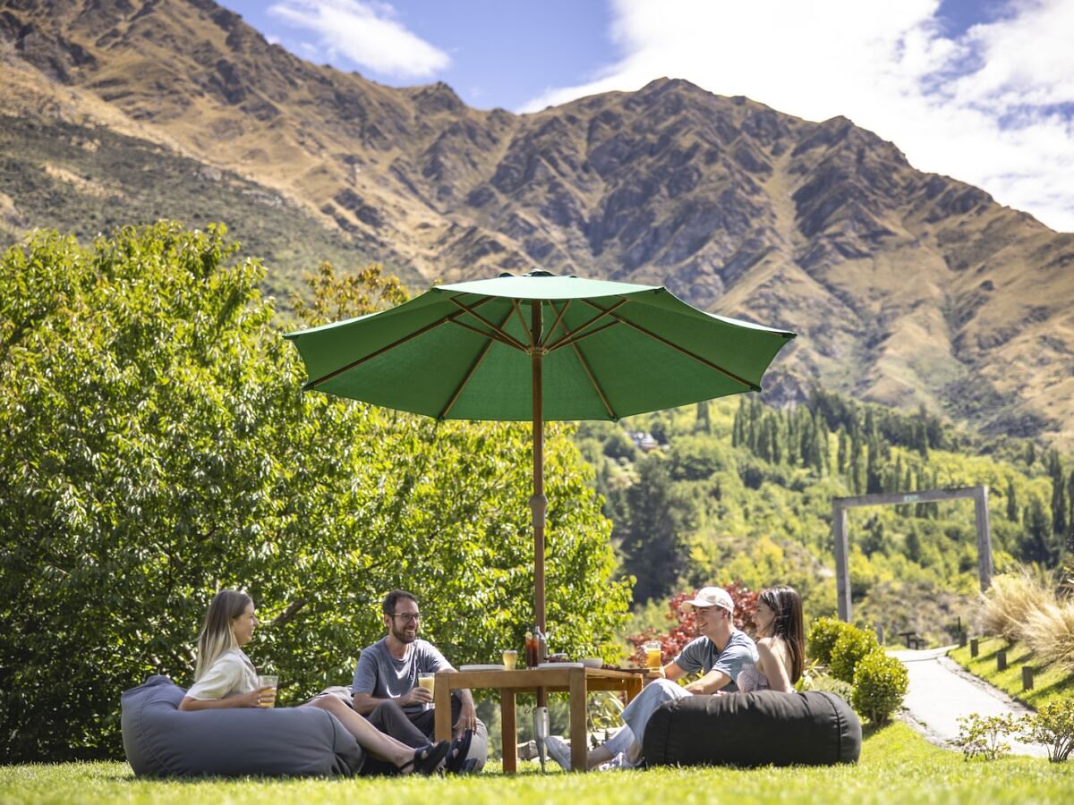 Dream Vacations: New Zealand Coast-to-Coast Wine Tour