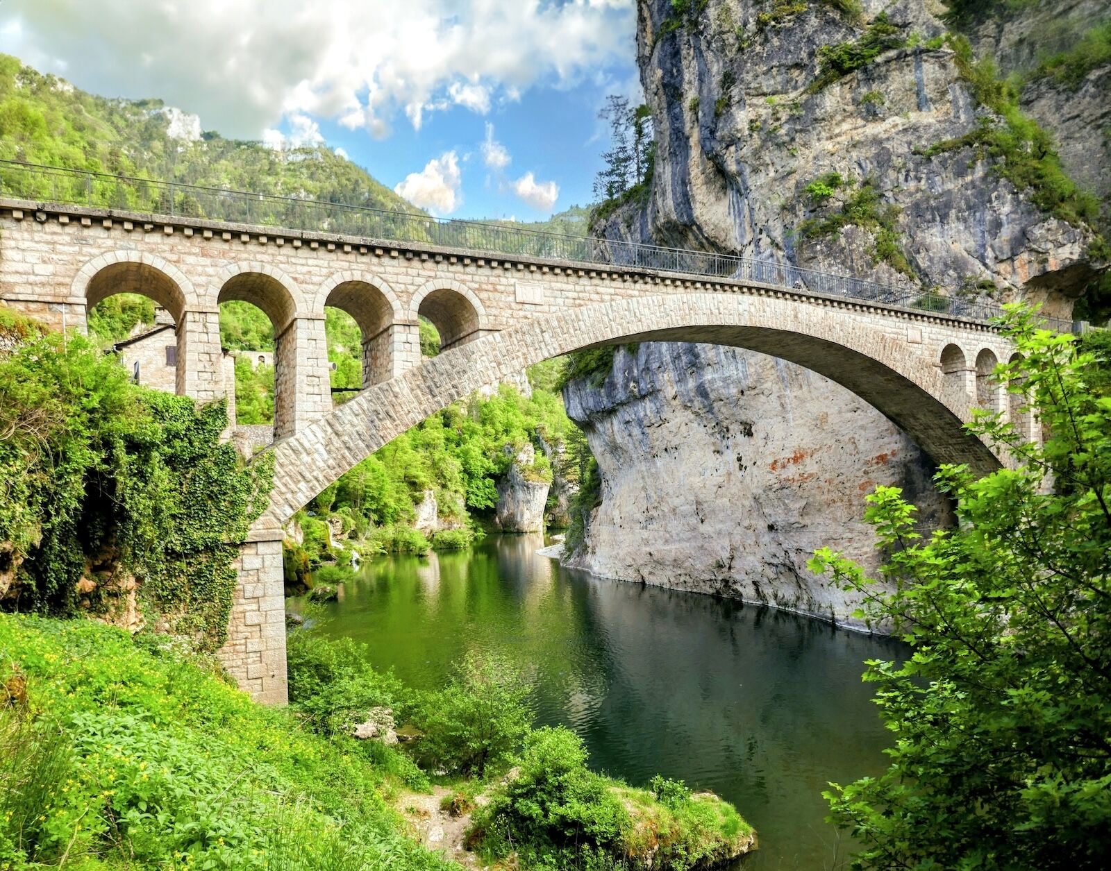 2026 hiking destination - france massif central