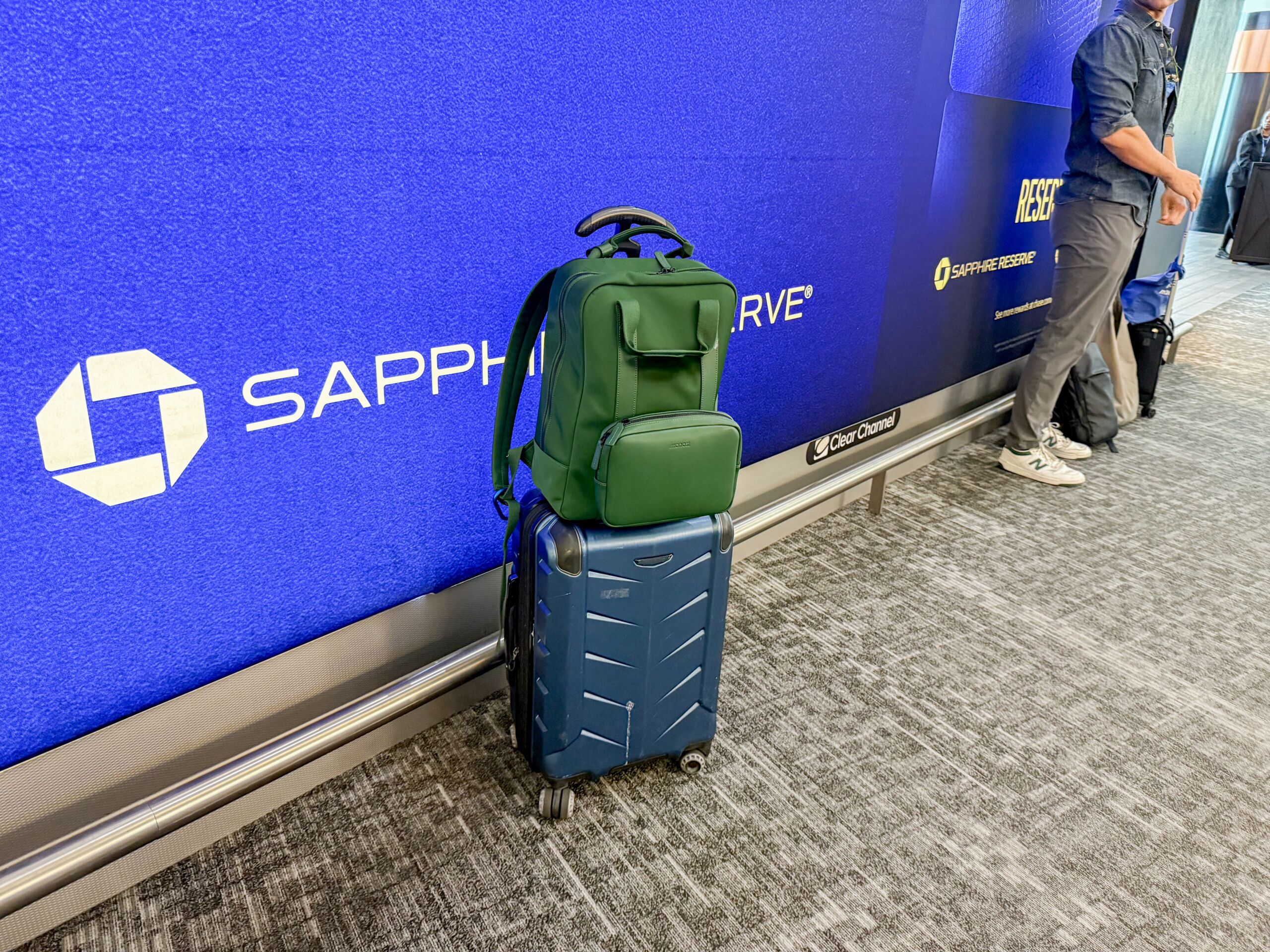 monos metro backpack review - on roller bag