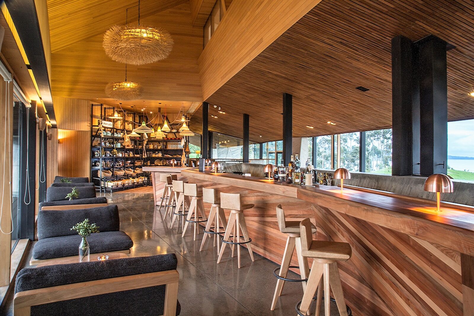 bar at Refugia Chilo&eacute;