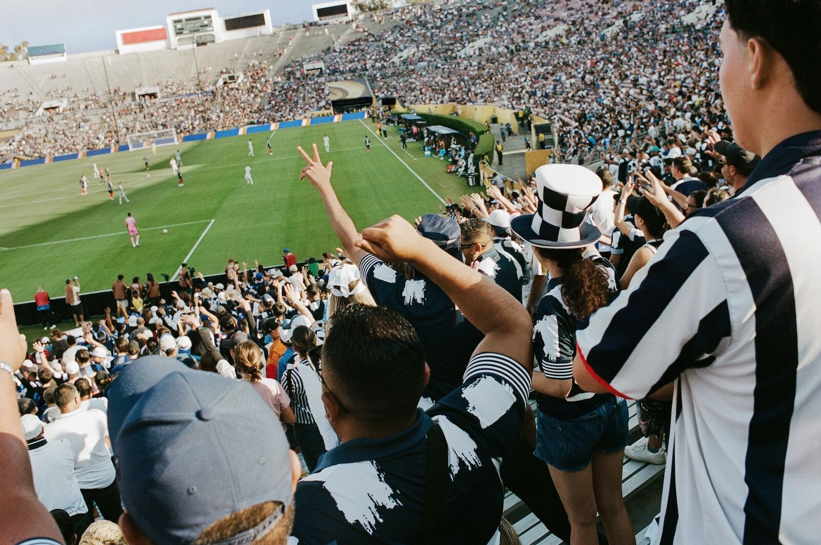 World Cup 2026 Sparks Booking Rush for Underdog Clashes and US Matches, Airbnb Data Shows