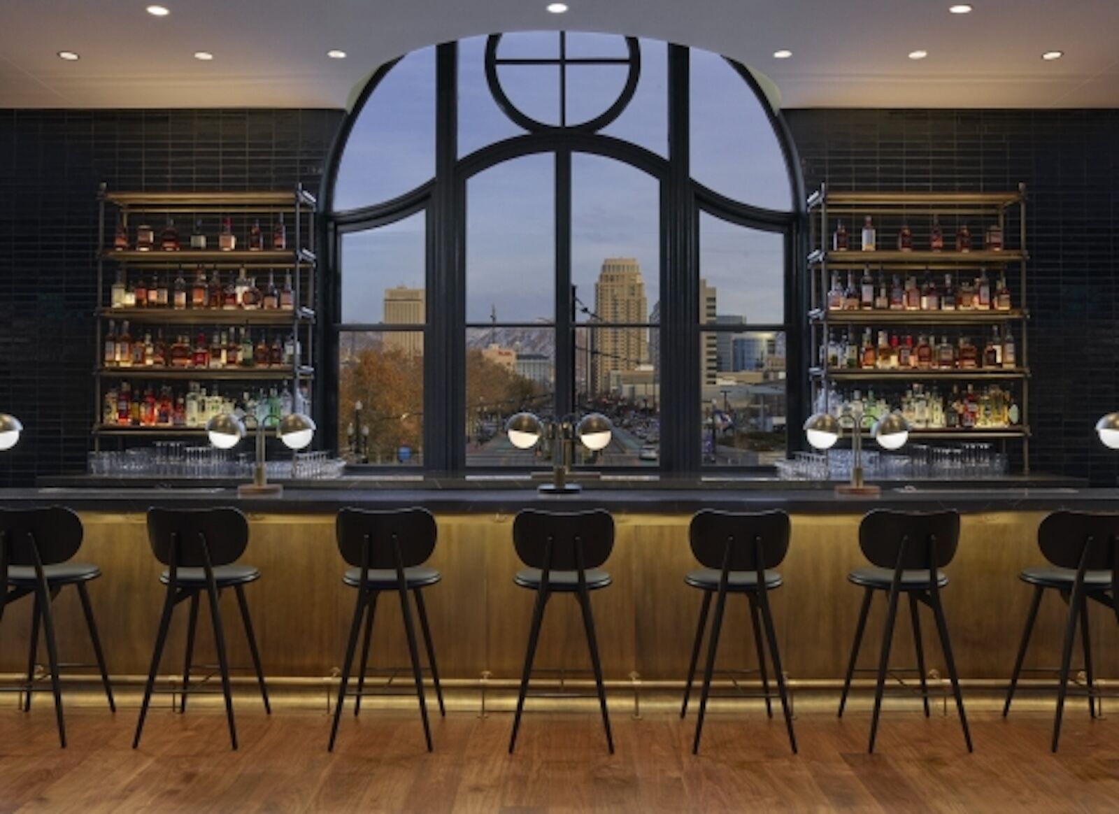 no 119 bar at asher adams hotel