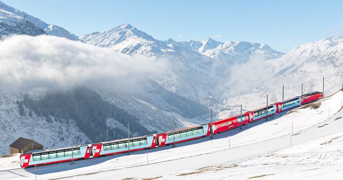 Chasing Winter Alpine Views by Train: A Slow-Travel Route Across France, Switzerland, and Italy