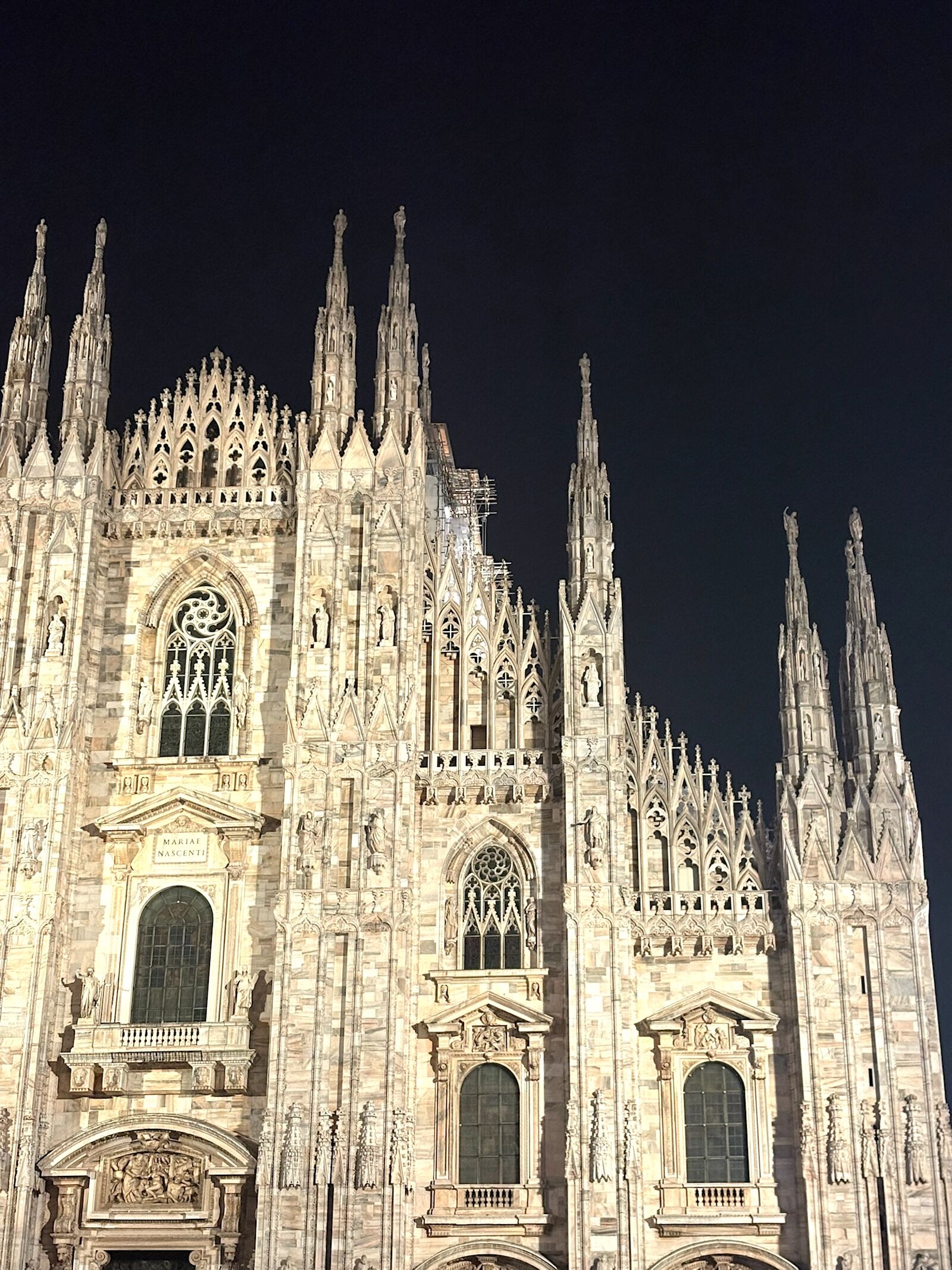 milan duomo at night