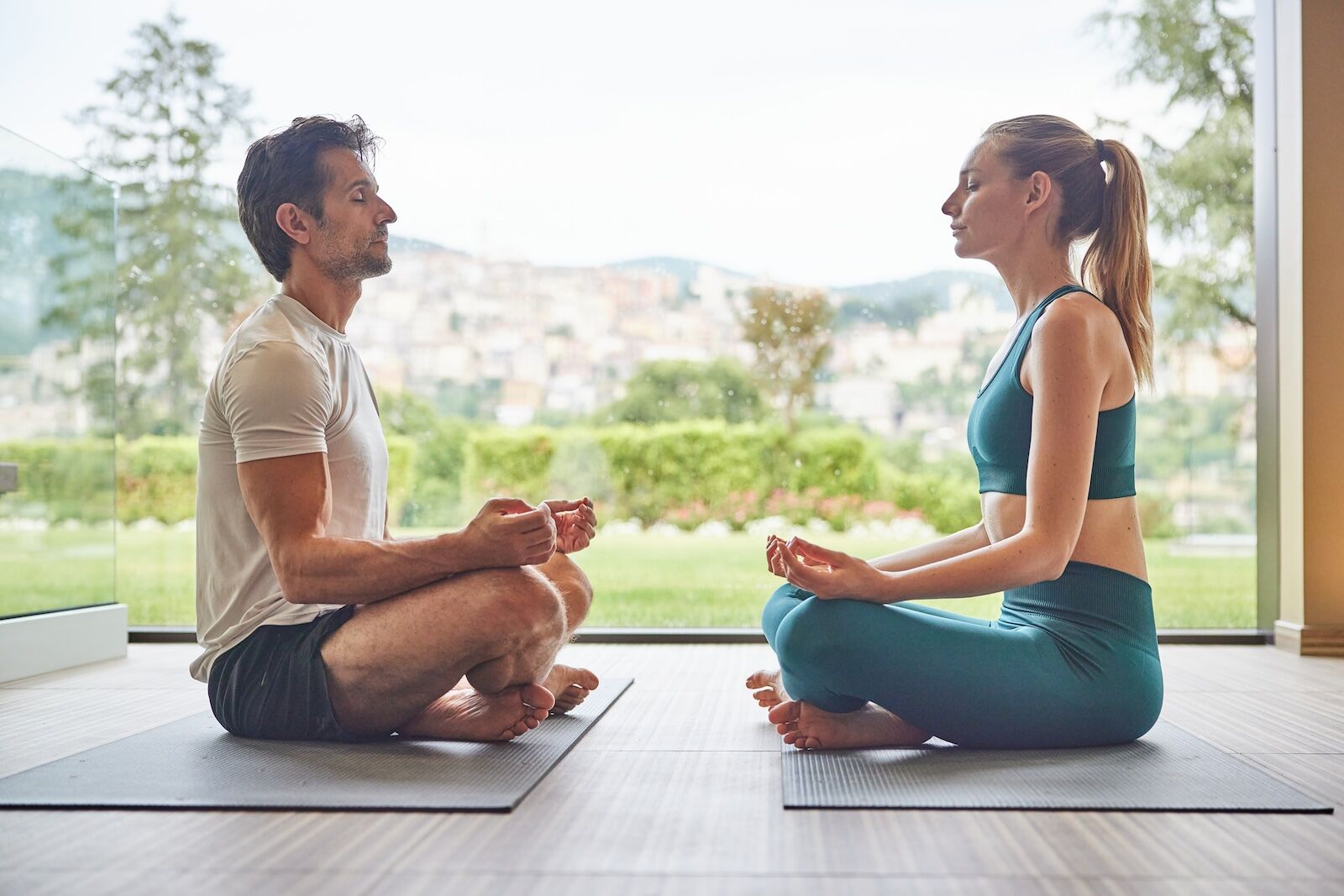pair doing meditation at palazzo fiuggi