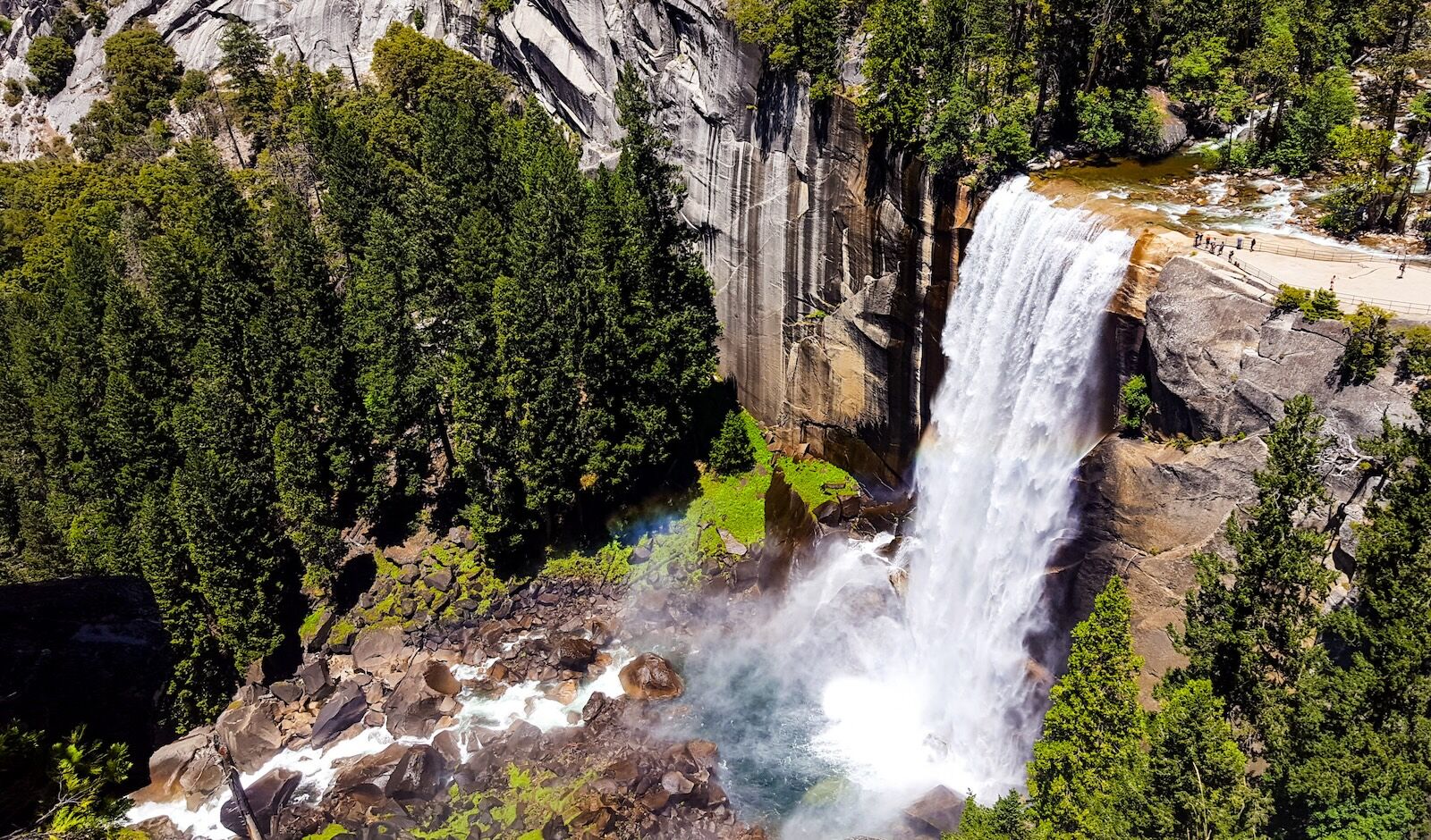 best national parks to visit in spring - yosemite