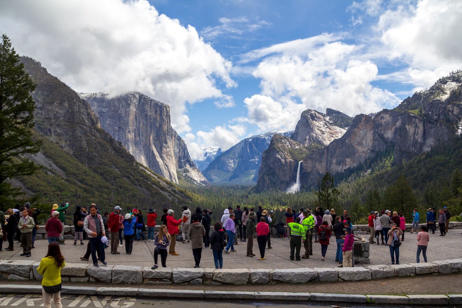 Three Iconic National Parks Just Scrapped Their Reservation Systems. It’s a Bad Idea.