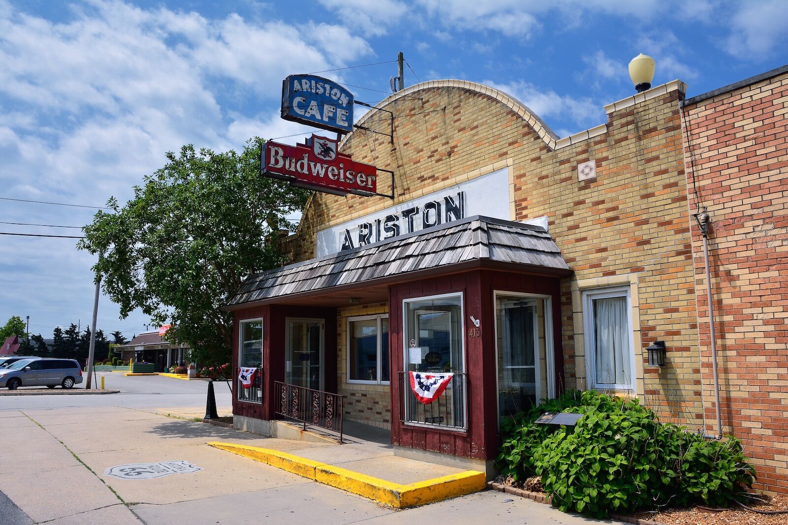 route 66 chicago to st. louis road trip - ariston cafe